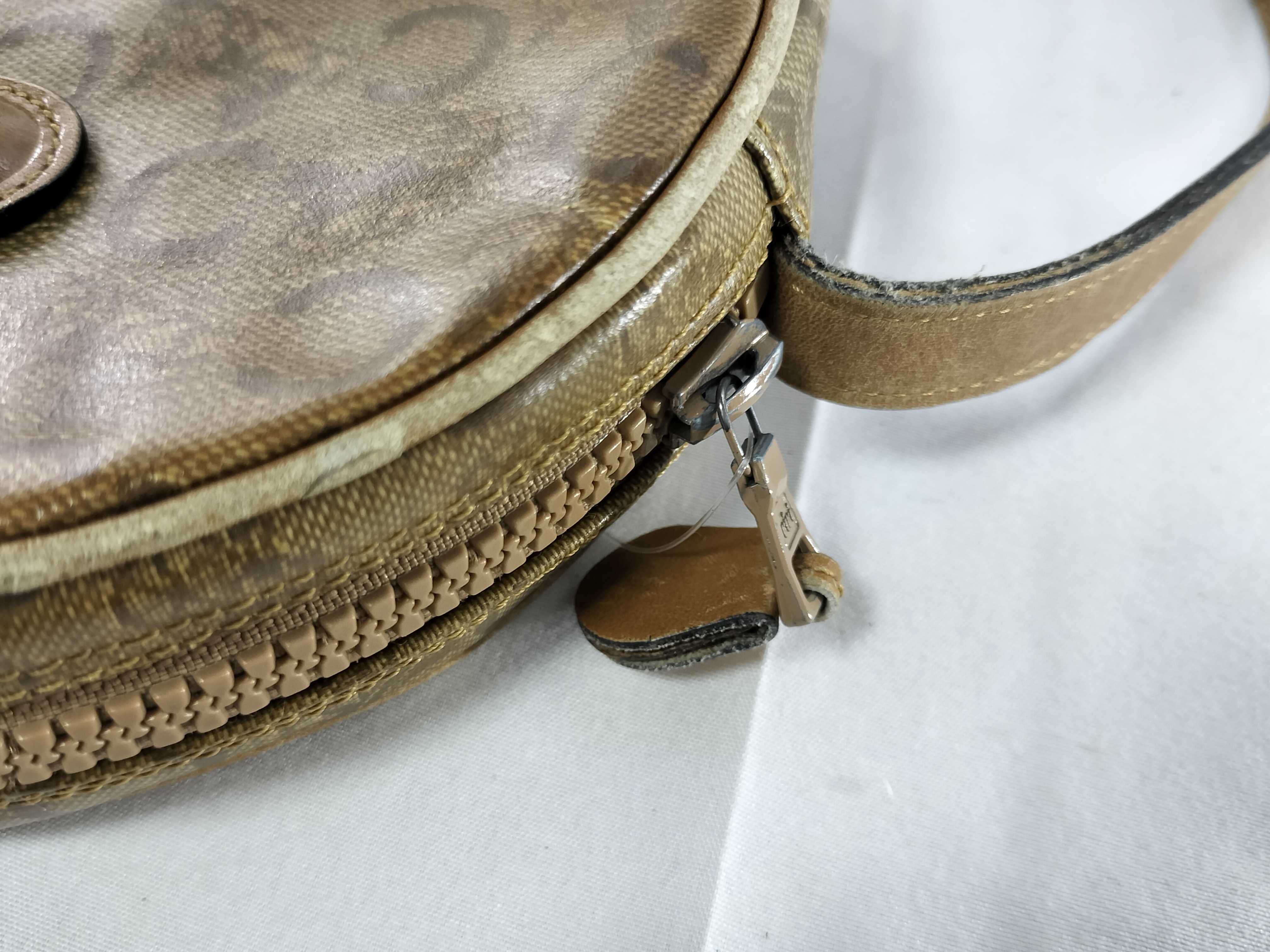 Shoulder Pouch Shoulder Bag — view 11