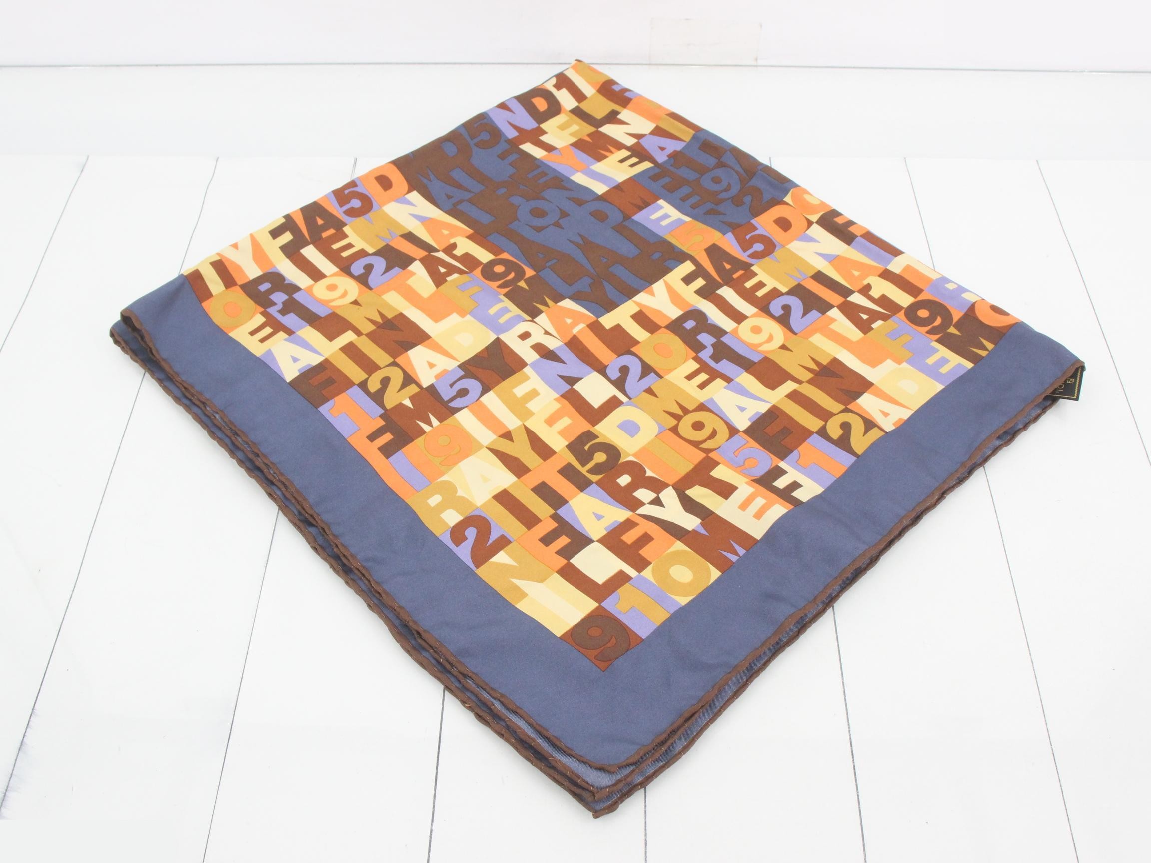 scarf — view 2