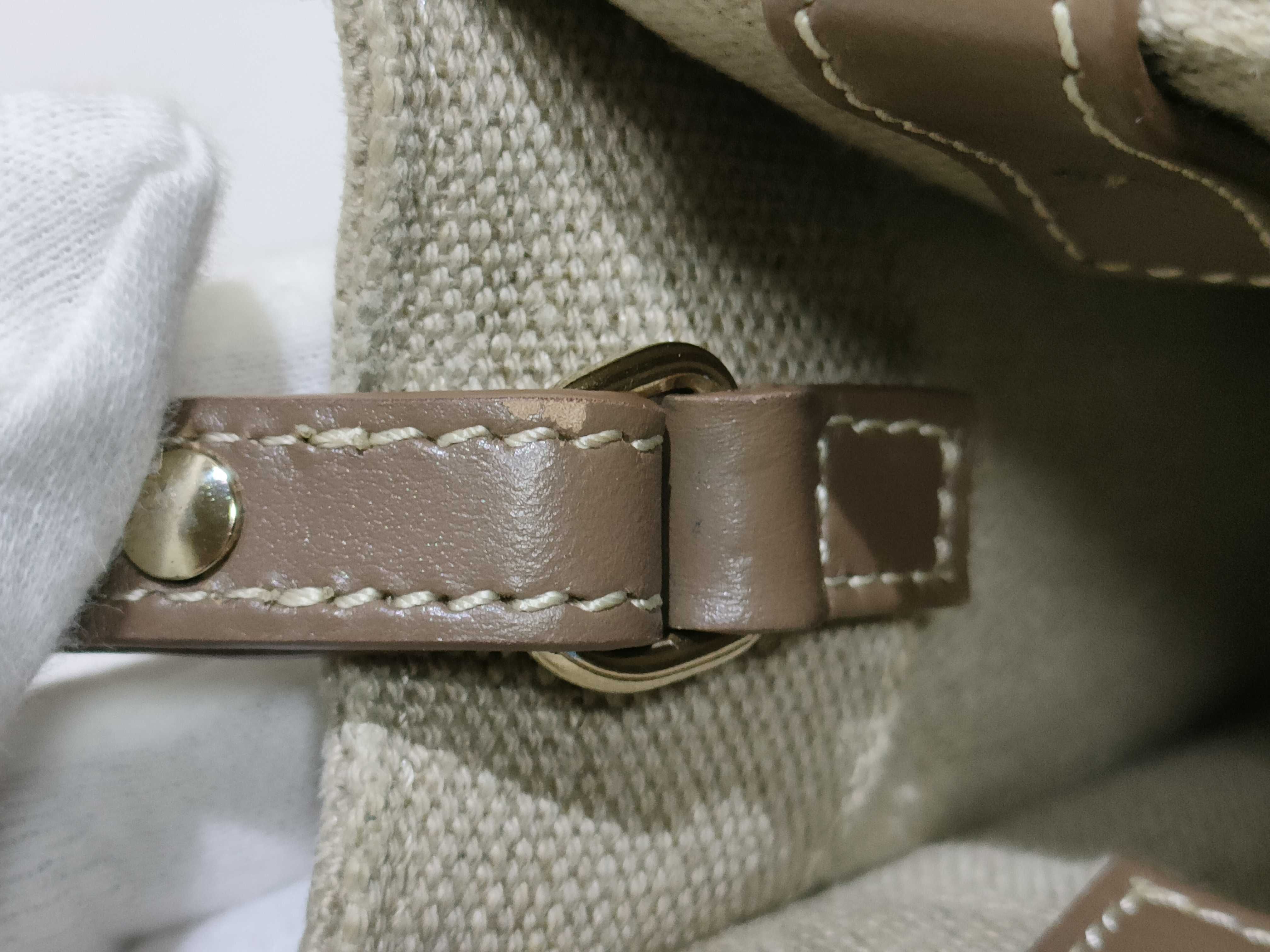Woody Small Canvas Handbag (Khaki x Beige) — view 12