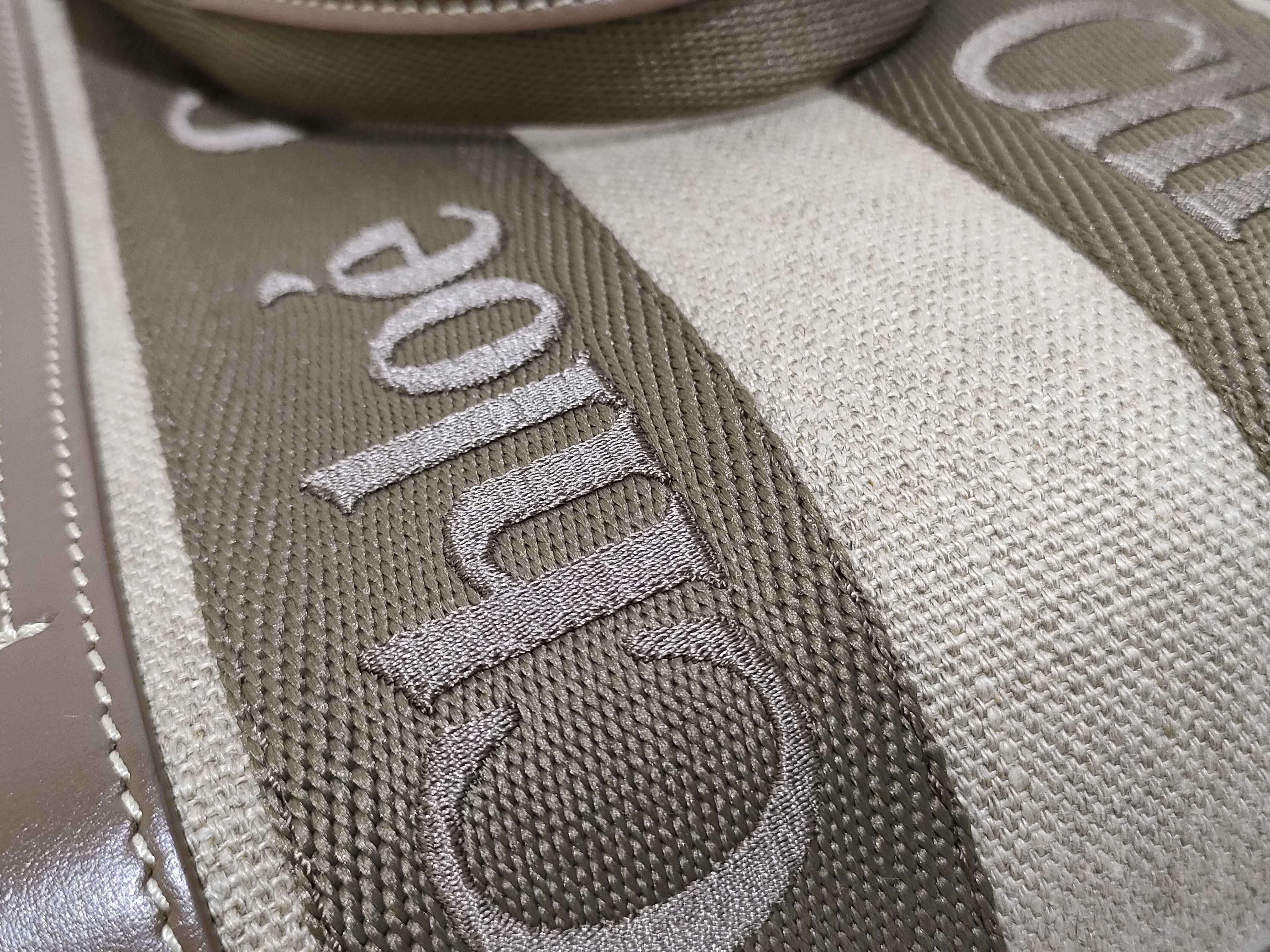 Woody Small Canvas Handbag (Khaki x Beige) — view 15