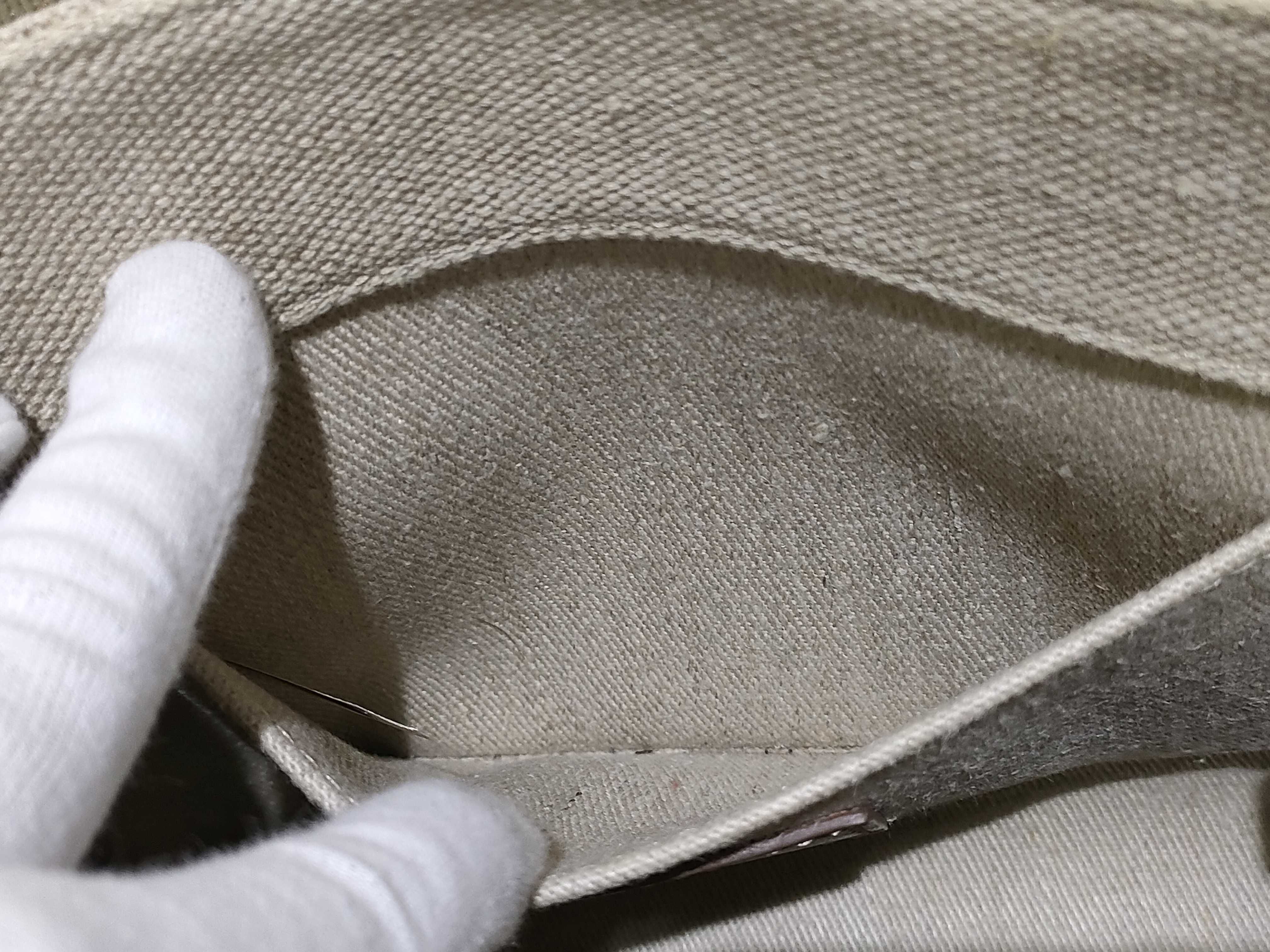 Woody Small Canvas Handbag (Khaki x Beige) — view 9