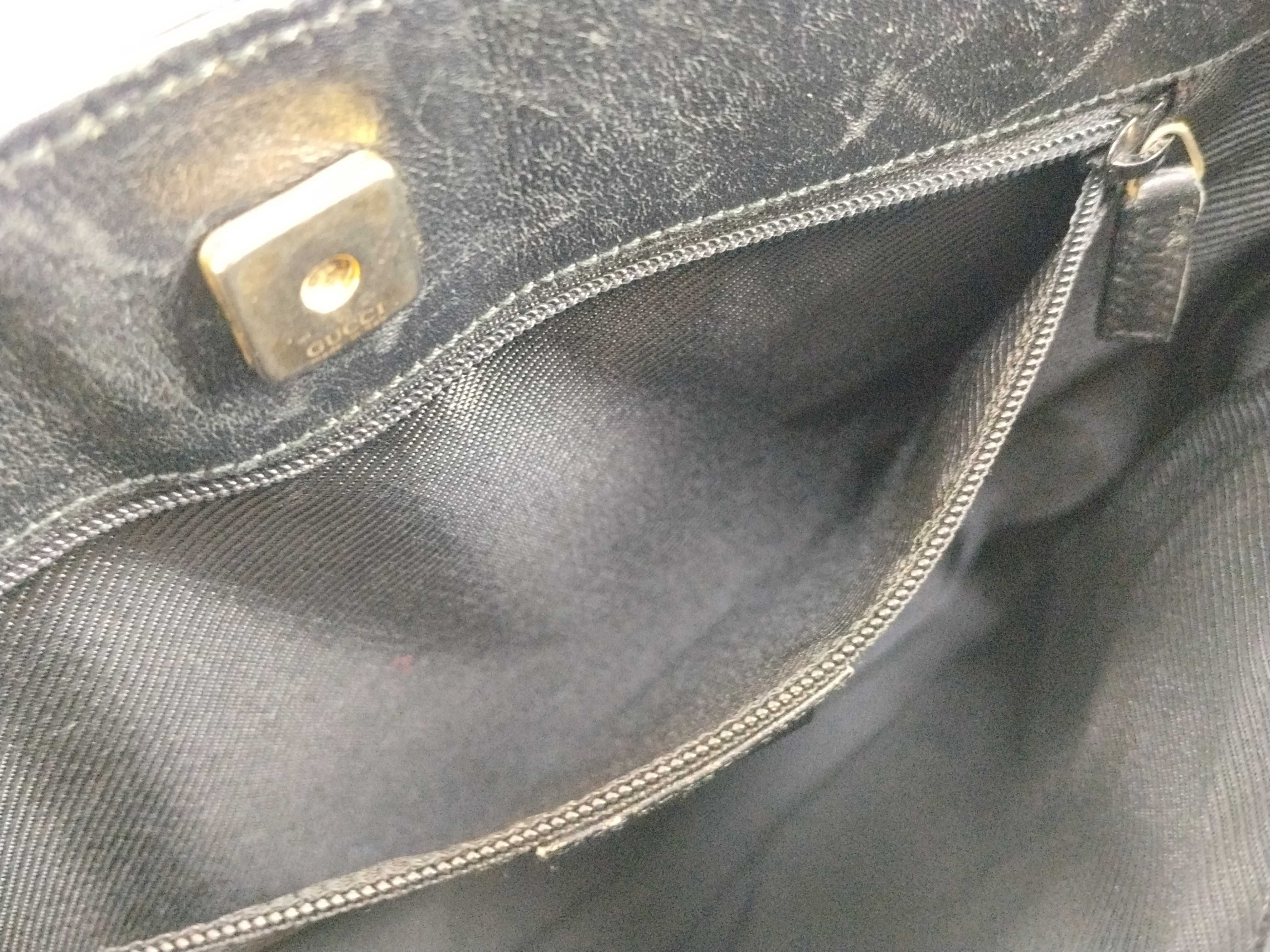 GG Canvas Bag / Gucci Handbag — view 12