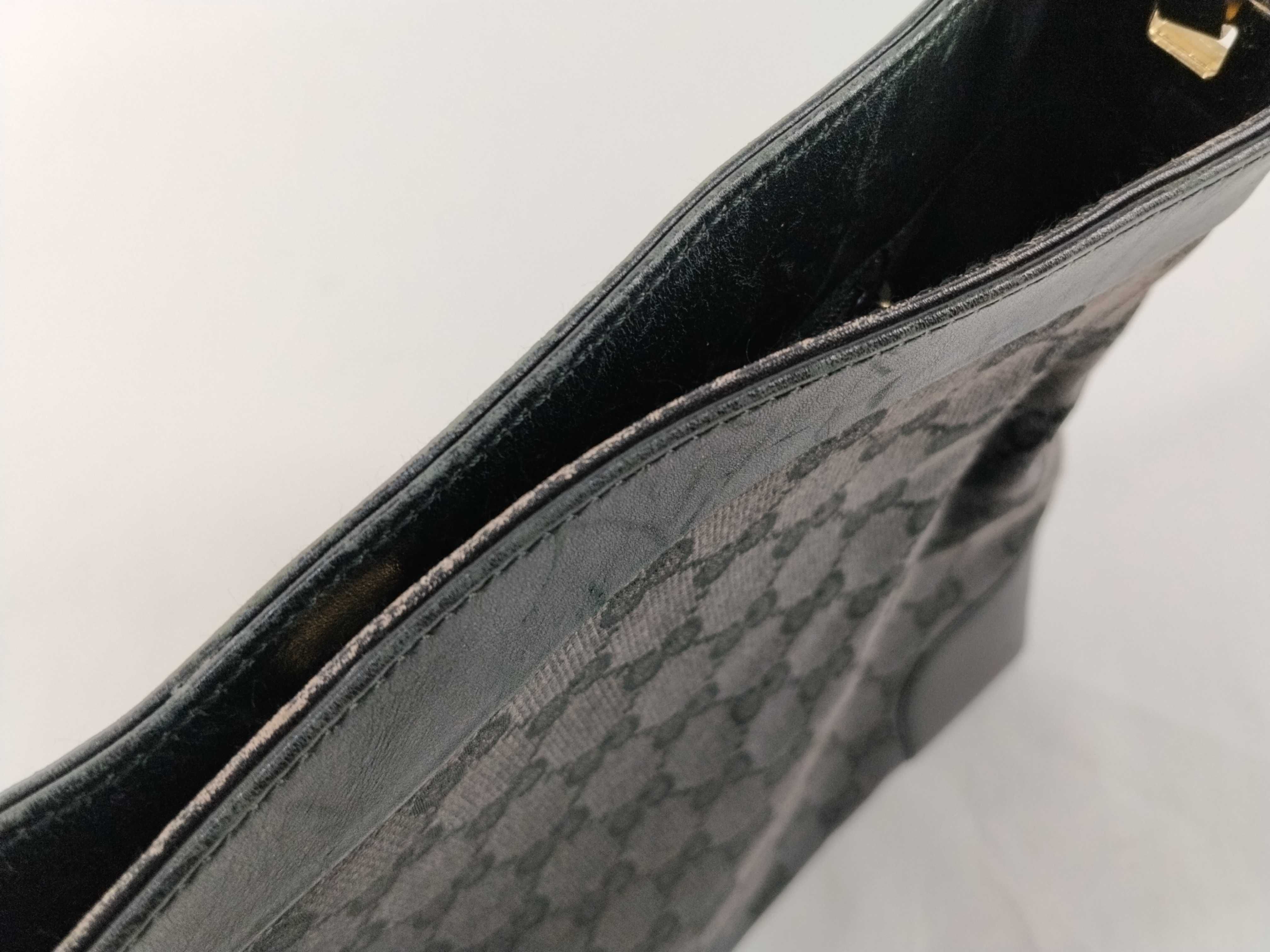 GG Canvas Bag / Gucci Handbag — view 8