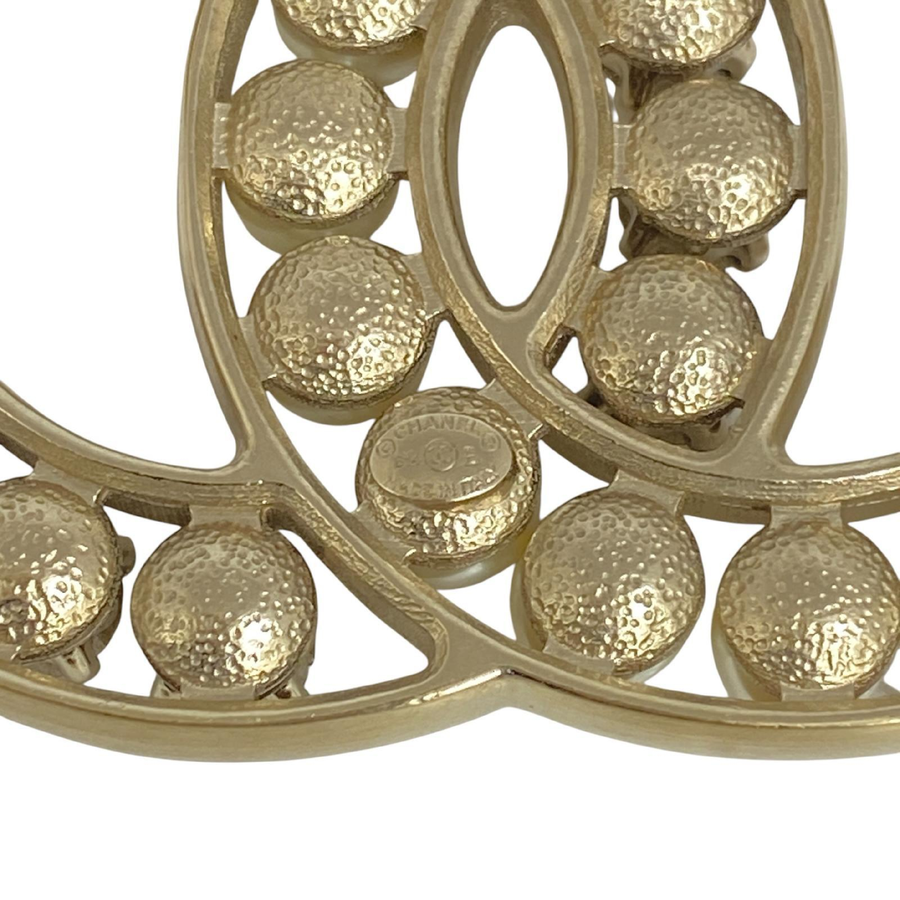 【*Shipped from: Hong Kong*】CHANEL ( ) Gold-colored Metal/Faux Pearl Coco Mark B14B Brooch — view 7