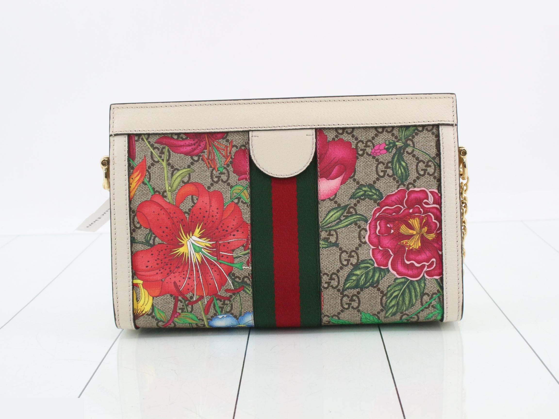 GG Supreme Flora Shoulder Bag — view 2
