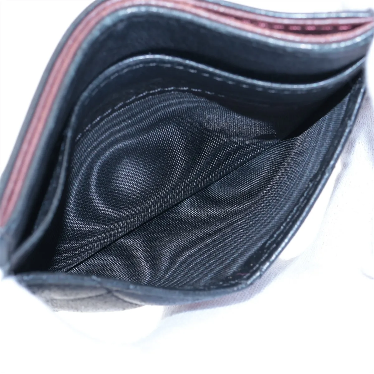 Matelassé Lambskin Card Case, Black with Silver Hardware, 16150157 — view 6