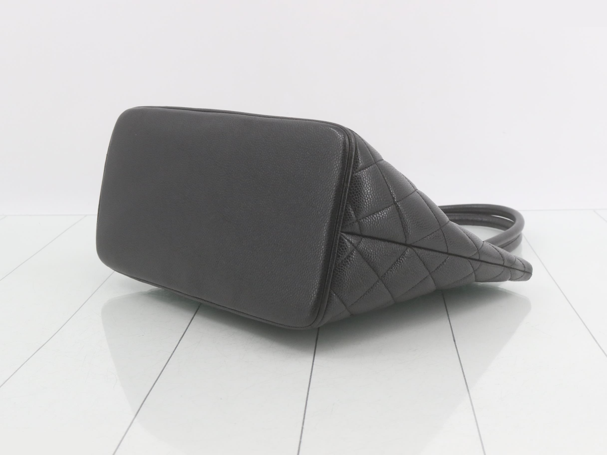 Reissue tote bag, caviar leather, Coco Mark, handbag, black — view 6