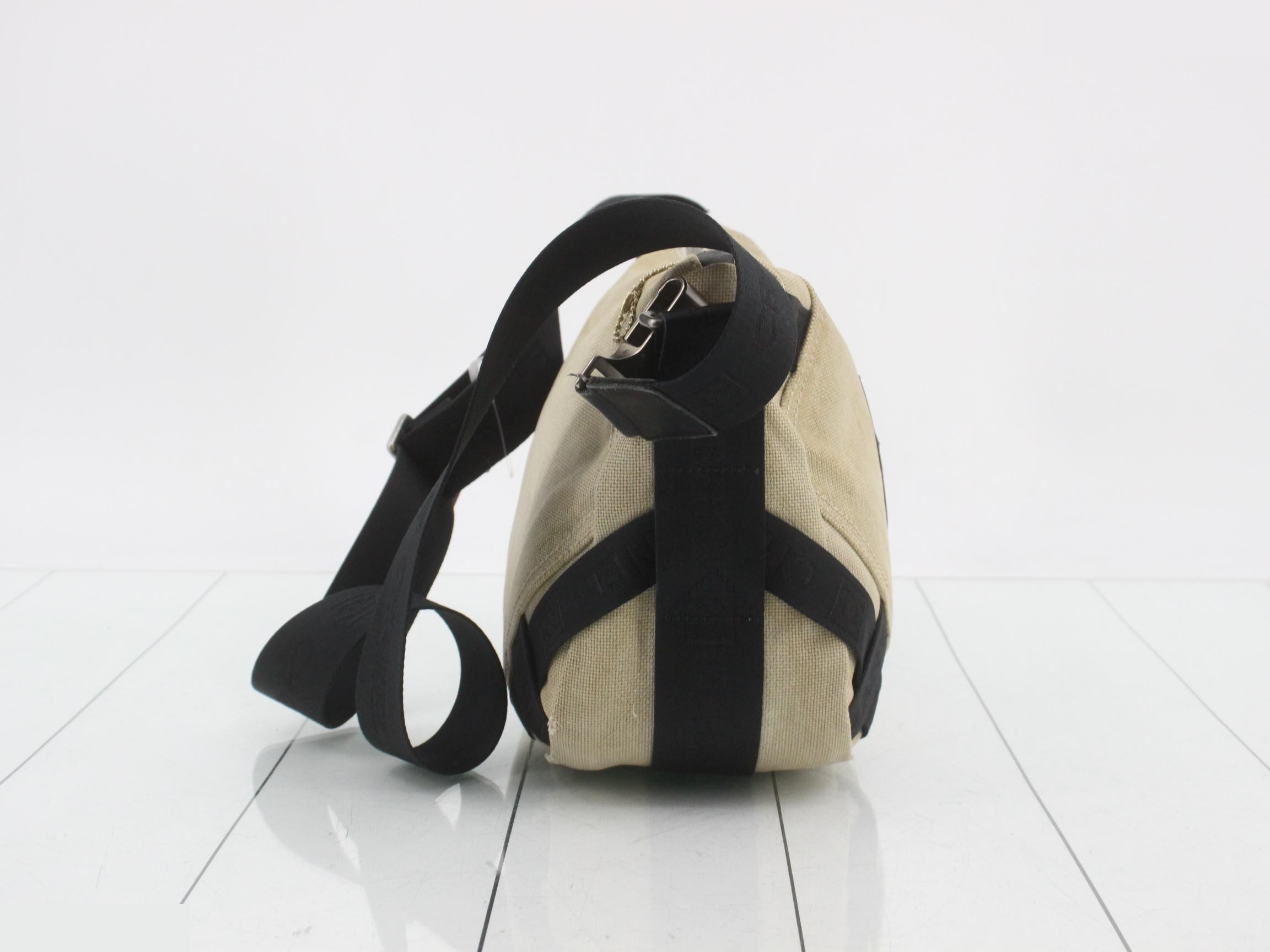 Sports Line Shoulder Bag — view 4