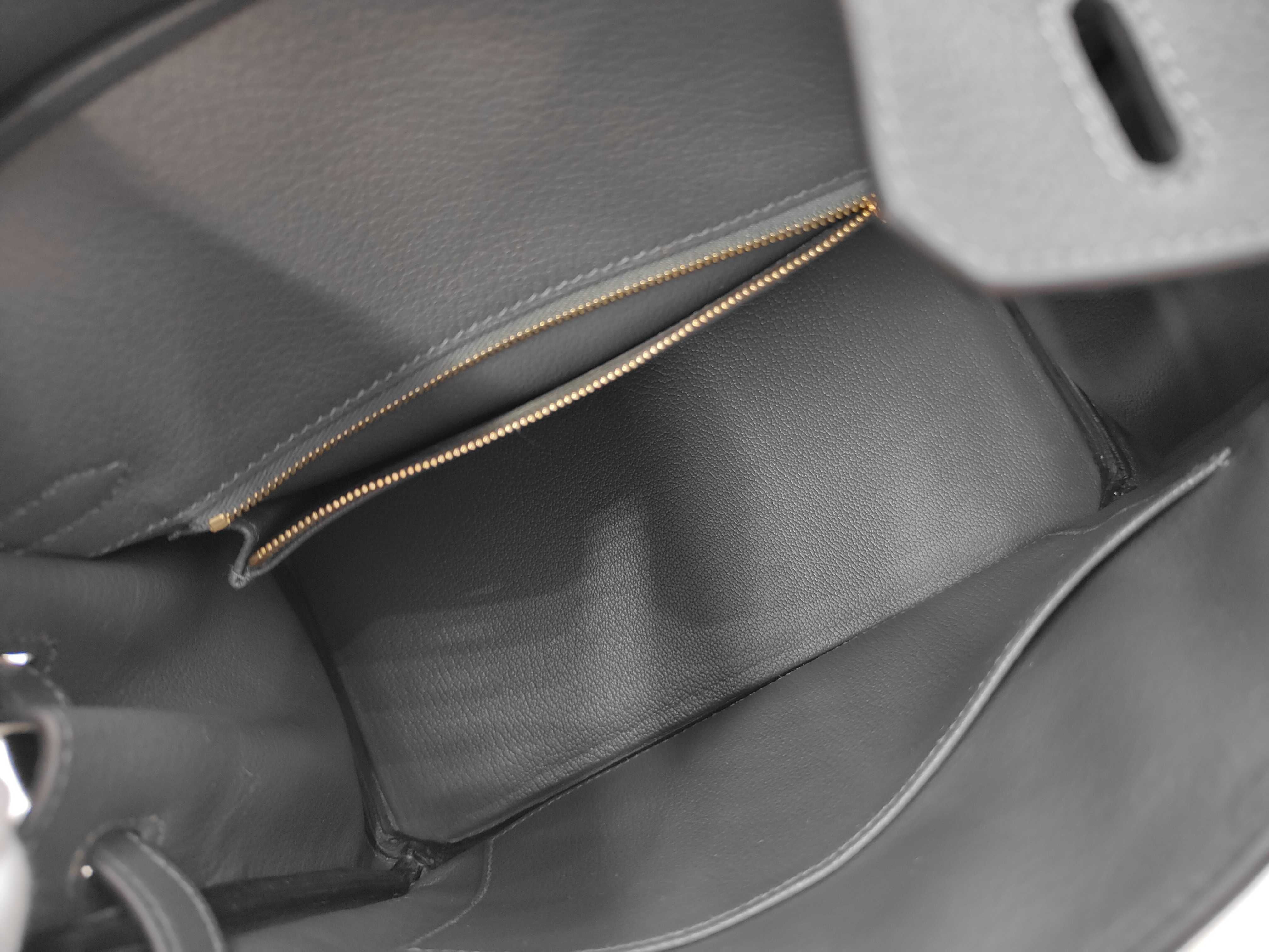 Birkin 25 Gris Misty, Gold Hardware, Gold Stamp, Togo Leather, Gray Handbag — view 8