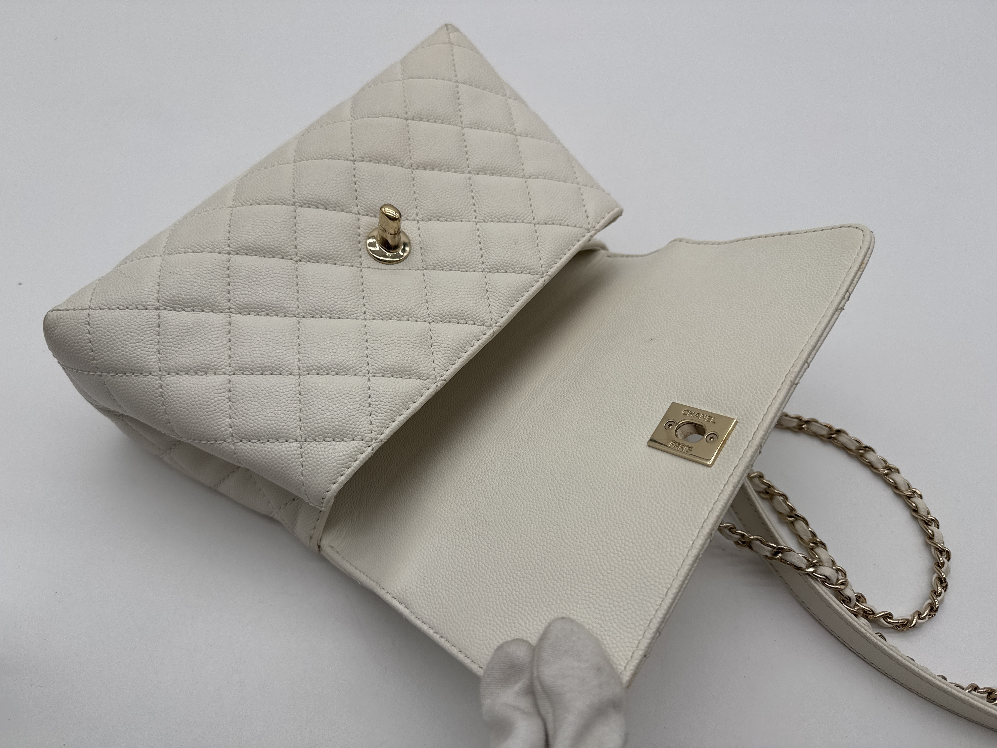 Caviar Skin Coco Handle Shoulder Bag — view 10