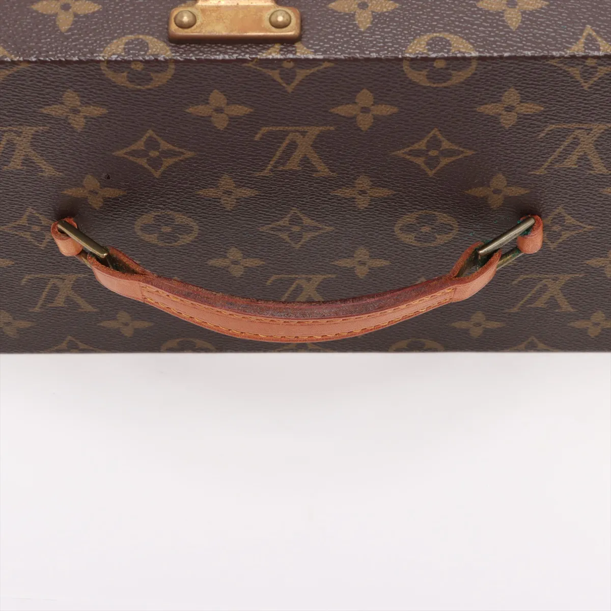 Monogram Boite à Tou M47236, serial number unknown, brown. — view 5