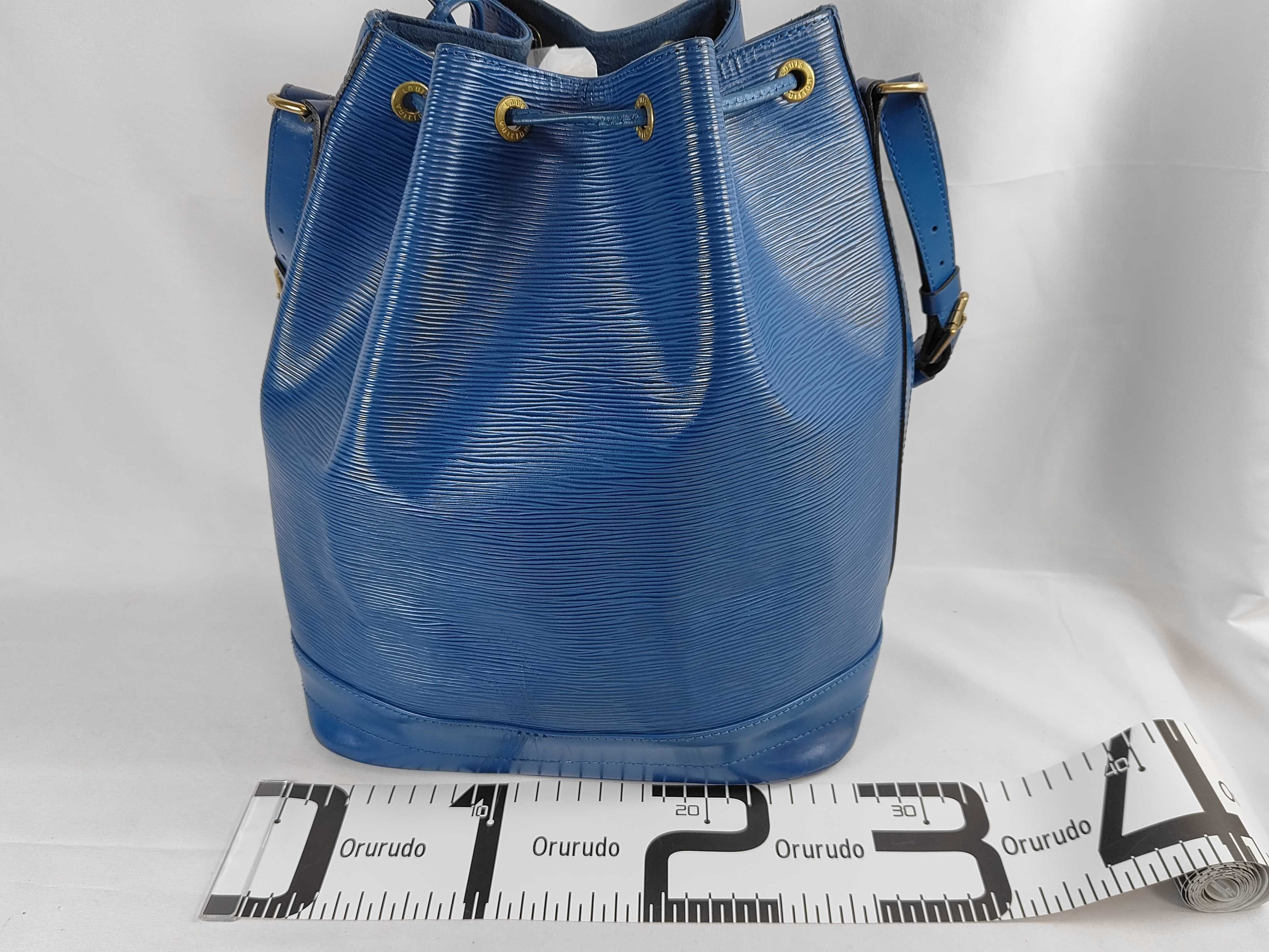 Epi Noé Epi Shoulder Bag — view 2