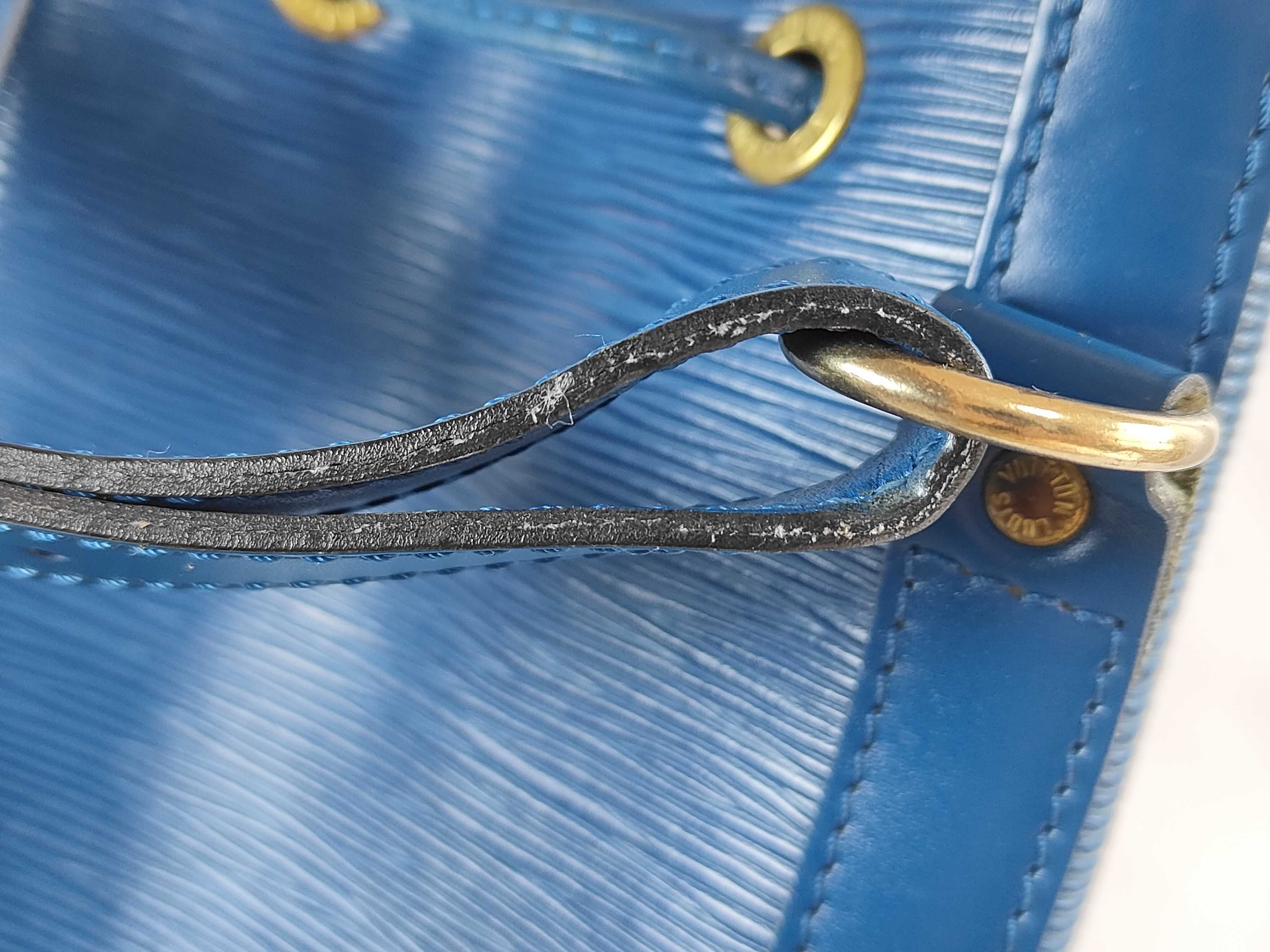 Epi Noé Epi Shoulder Bag — view 14