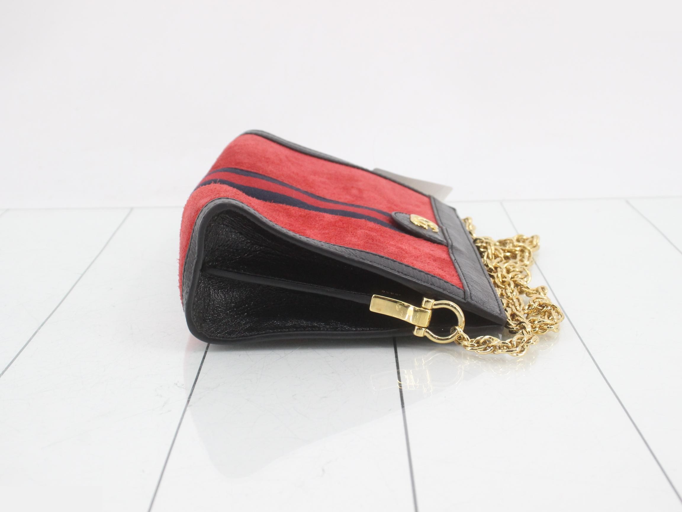 Chain Shoulder Bag — view 3