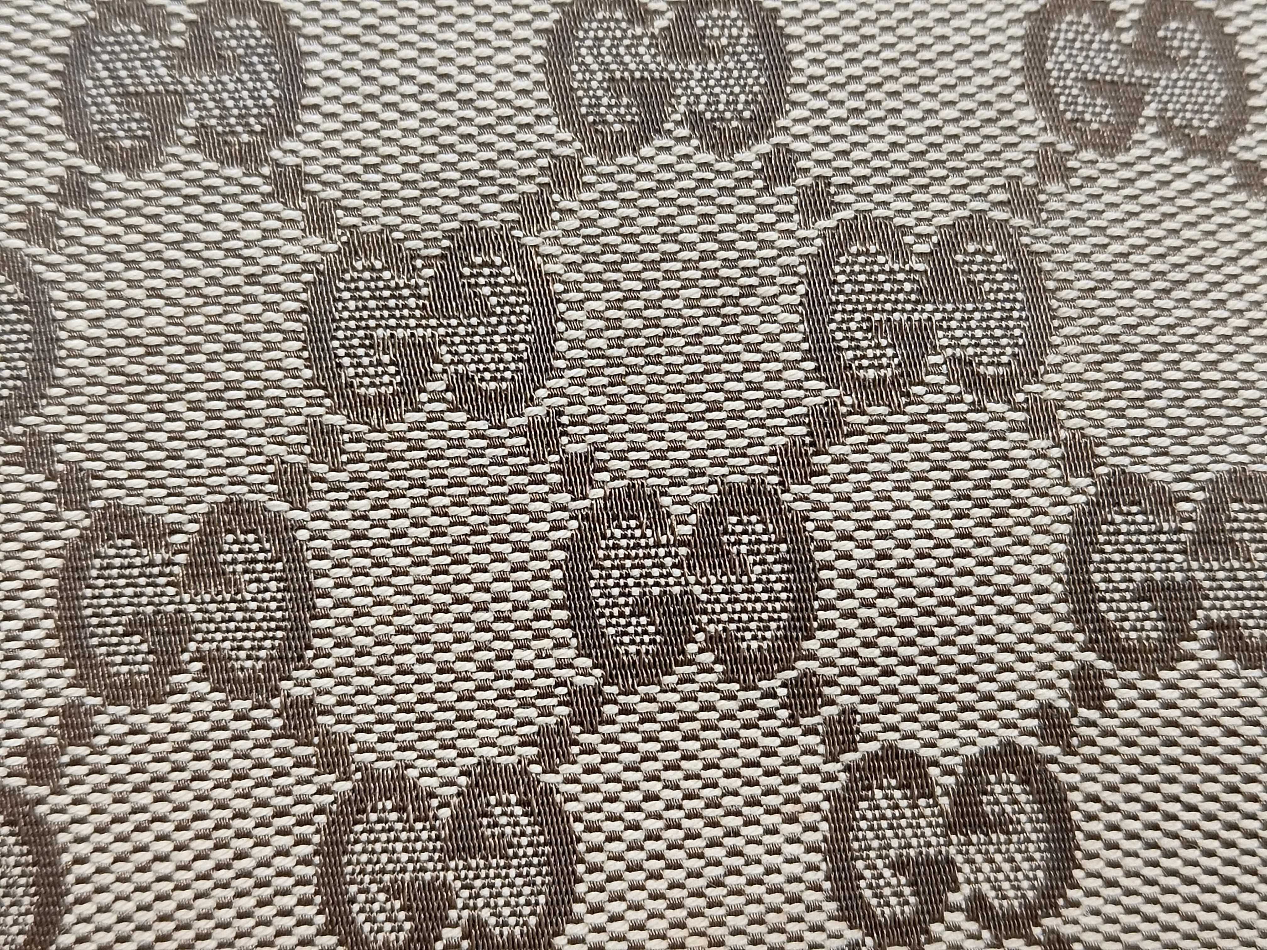 GG Supreme Canvas Tote Bag Gold — view 9