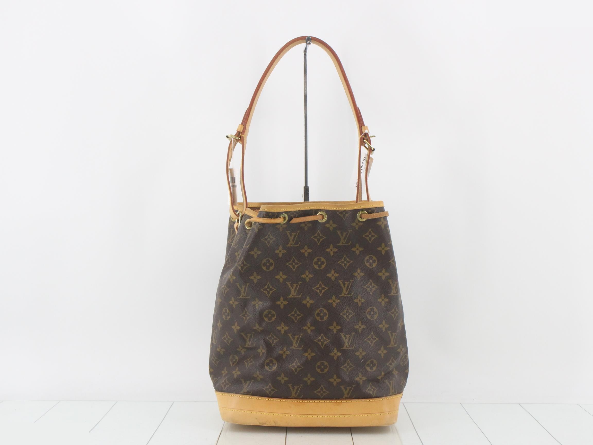 Monogram Noé Shoulder Bag