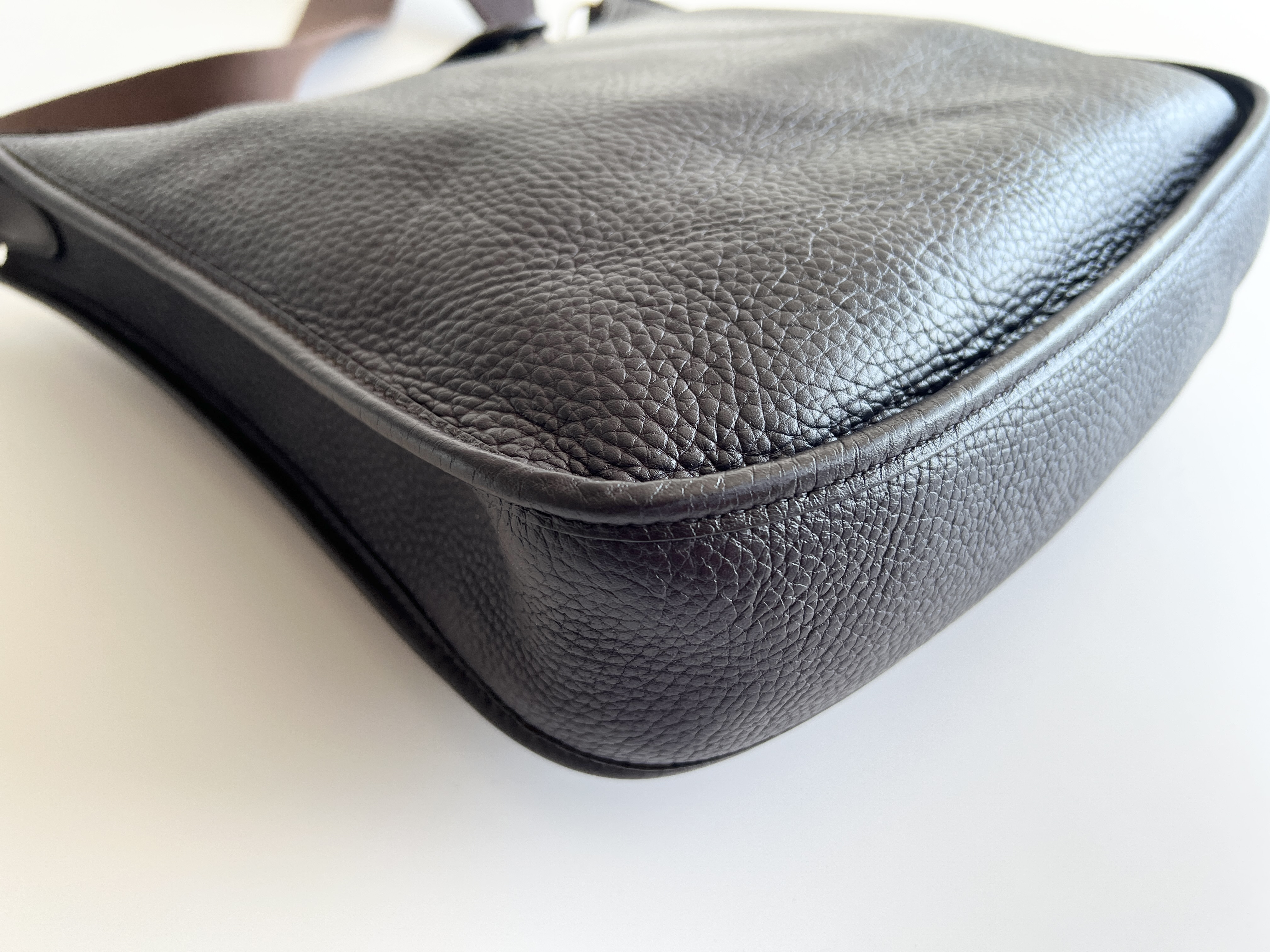 Evelyne 1 PM ( I stamp) Taurillon Clemence Leather Shoulder Bag, One-Shoulder Bag, Shoulder Bag — view 11