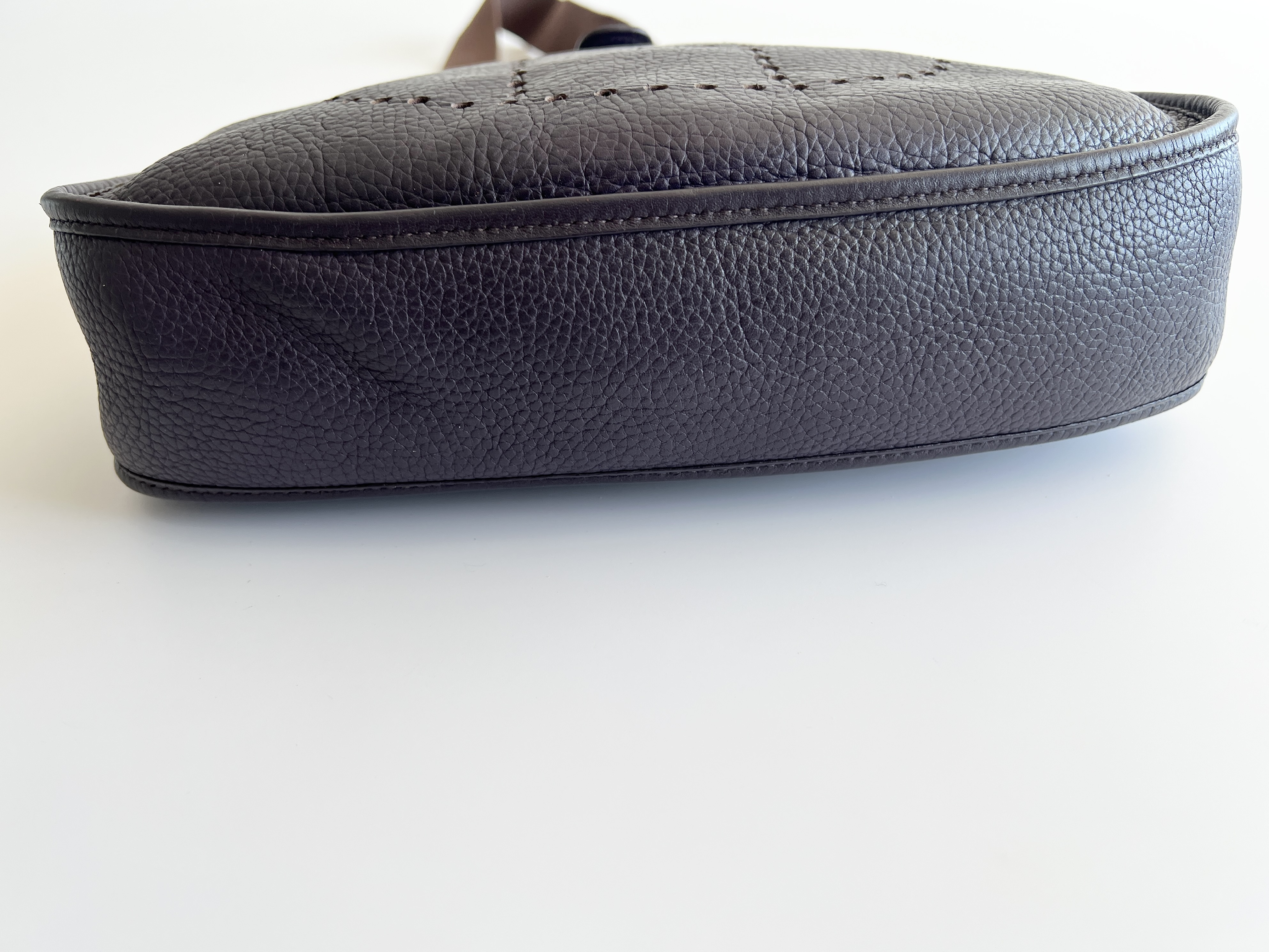 Evelyne 1 PM ( I stamp) Taurillon Clemence Leather Shoulder Bag, One-Shoulder Bag, Shoulder Bag — view 13