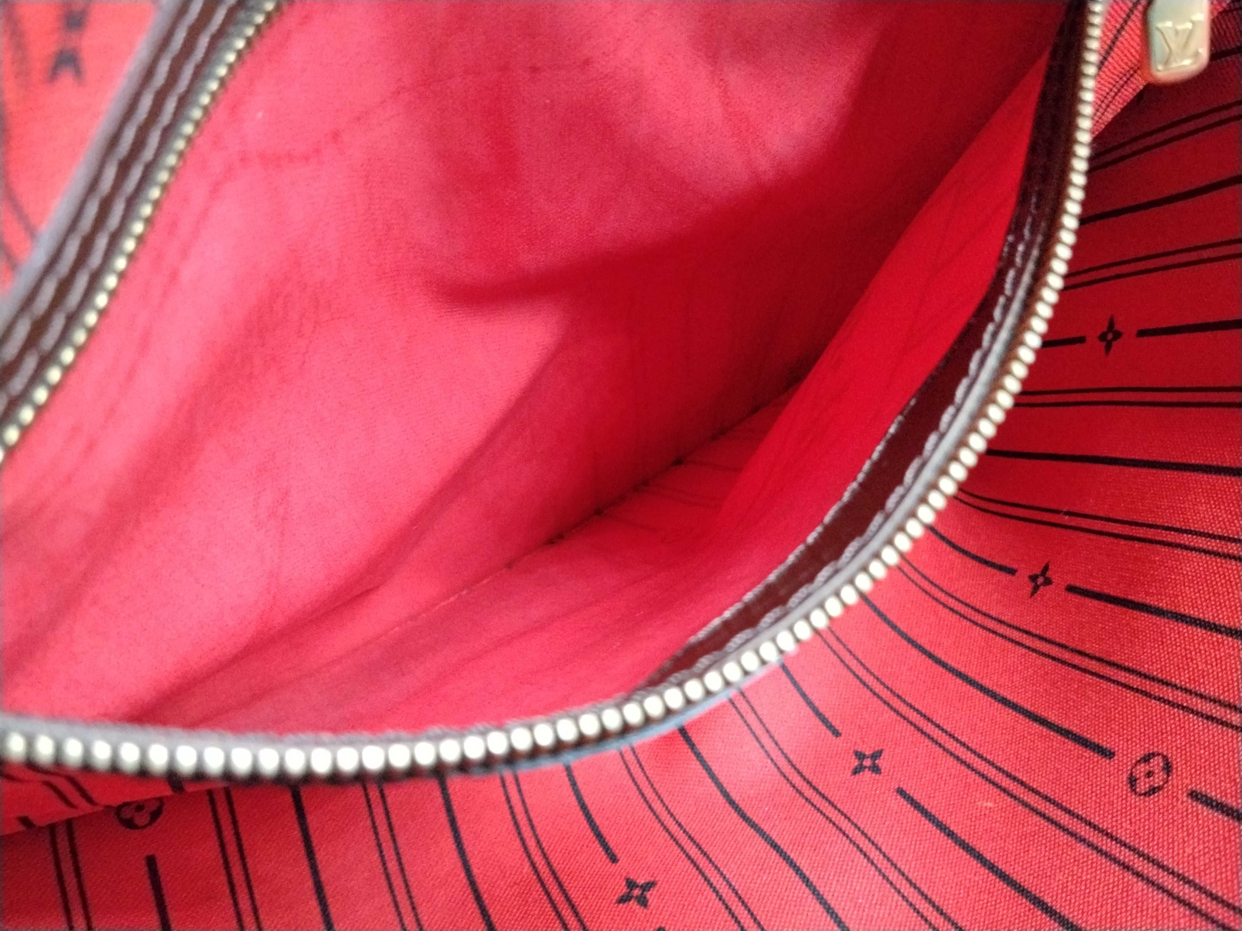 Damier Neverfull MM Tote Bag — view 13