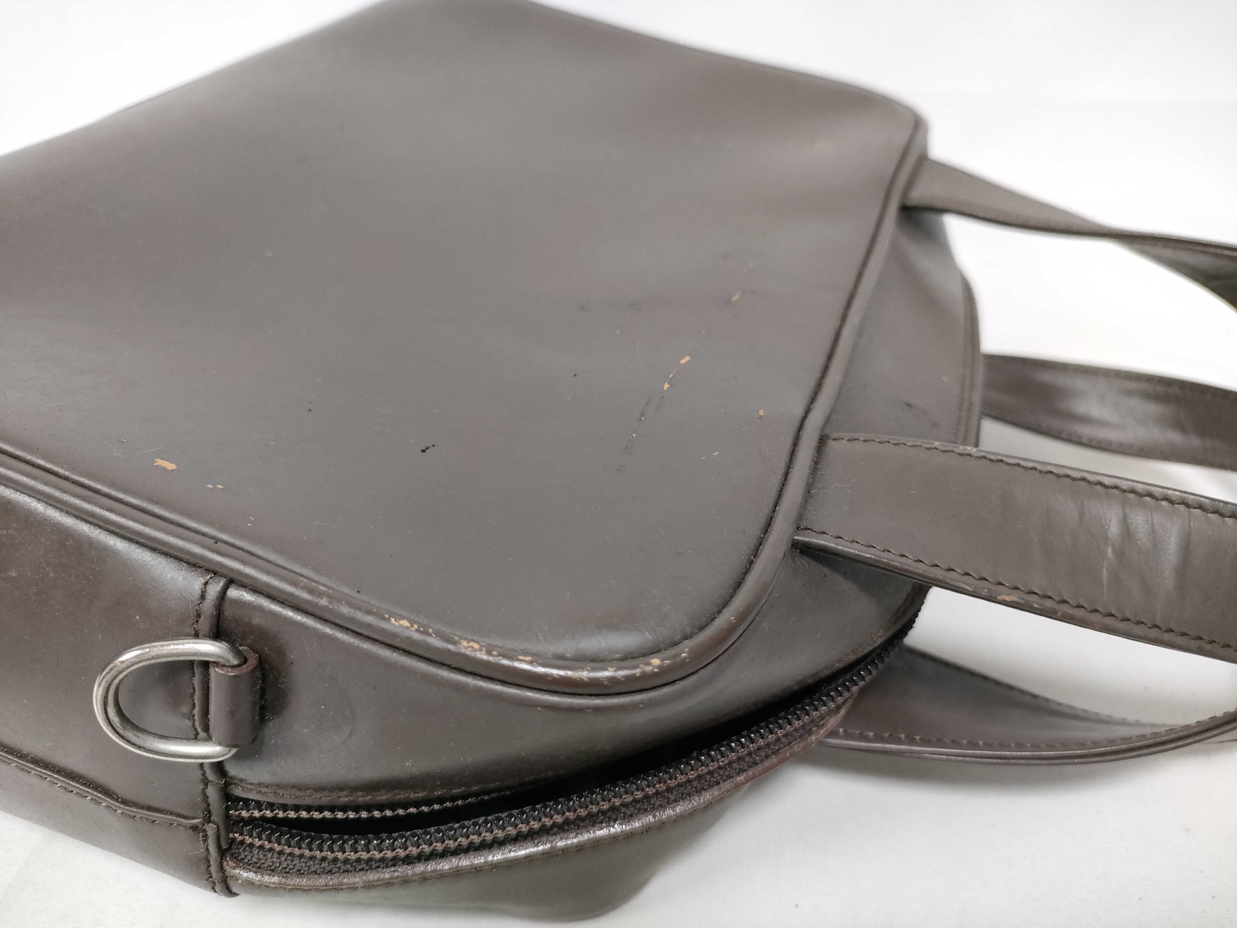 Interlocking G Handbag — view 9