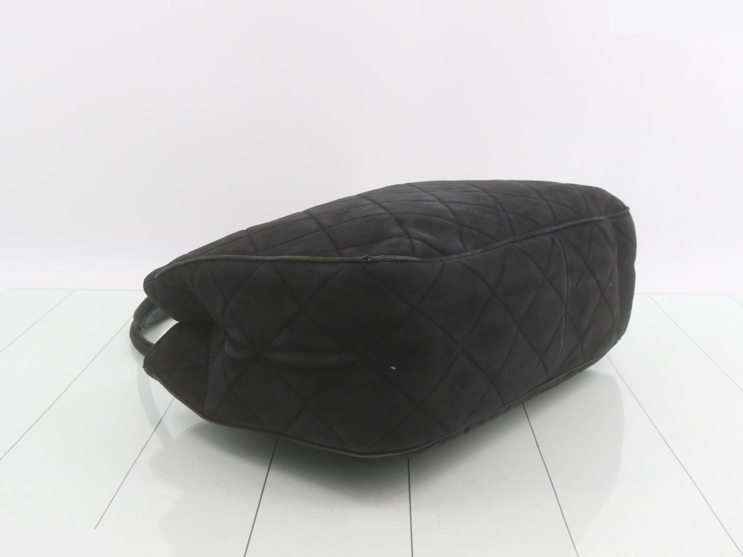 Matelassé tote bag, black suede — view 5