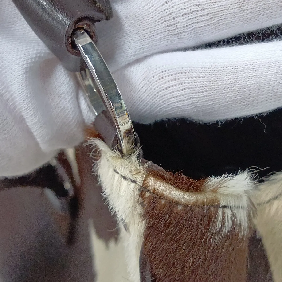 Hardcore Dragon Hardcore Automatic Calf Hair x Leather Shoulder Bag White x Brown — view 14