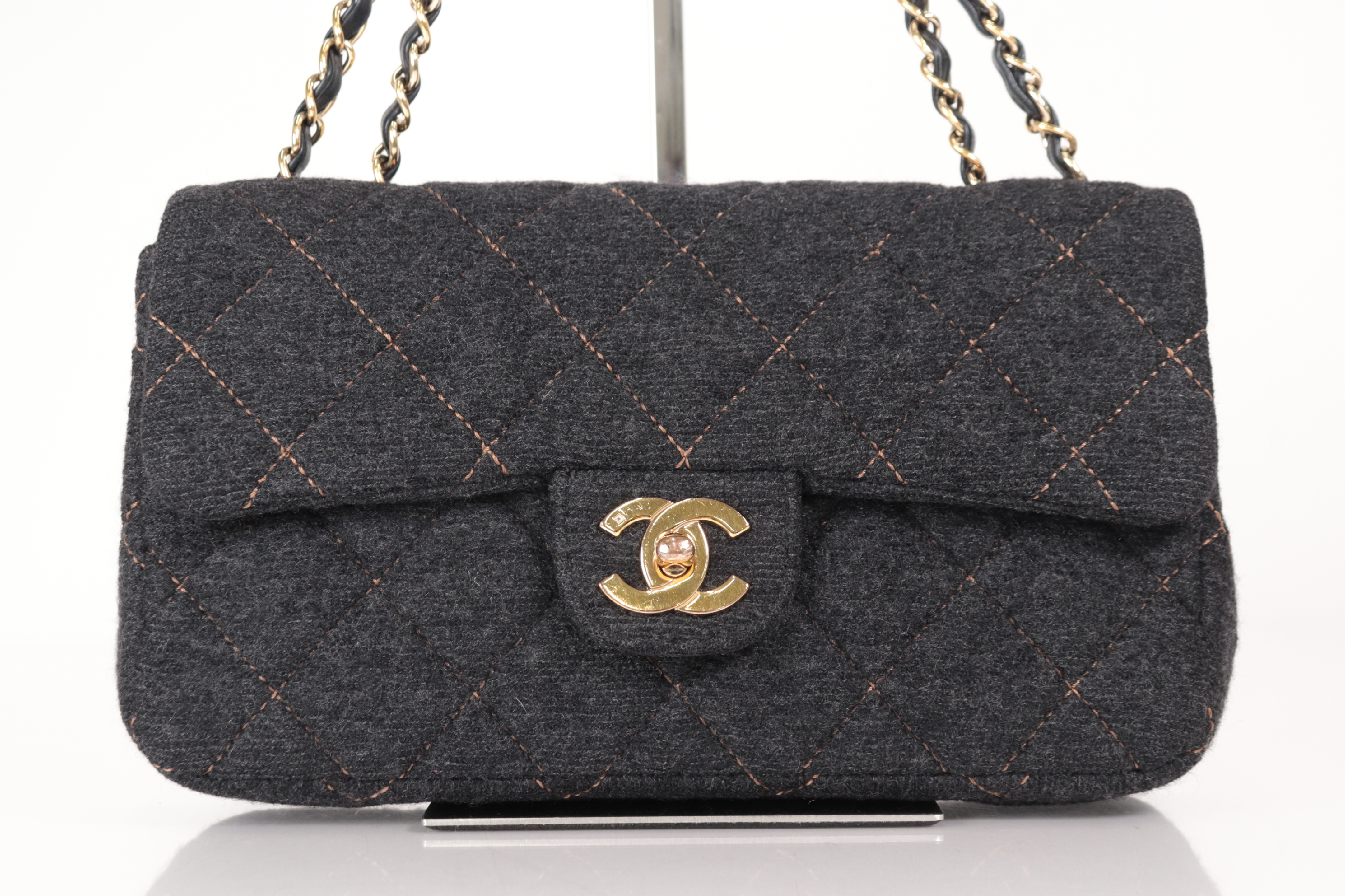 Turnlock Wool Chain Shoulder Bag, Gray, Series 10 (Shoulder Bag) — view 2