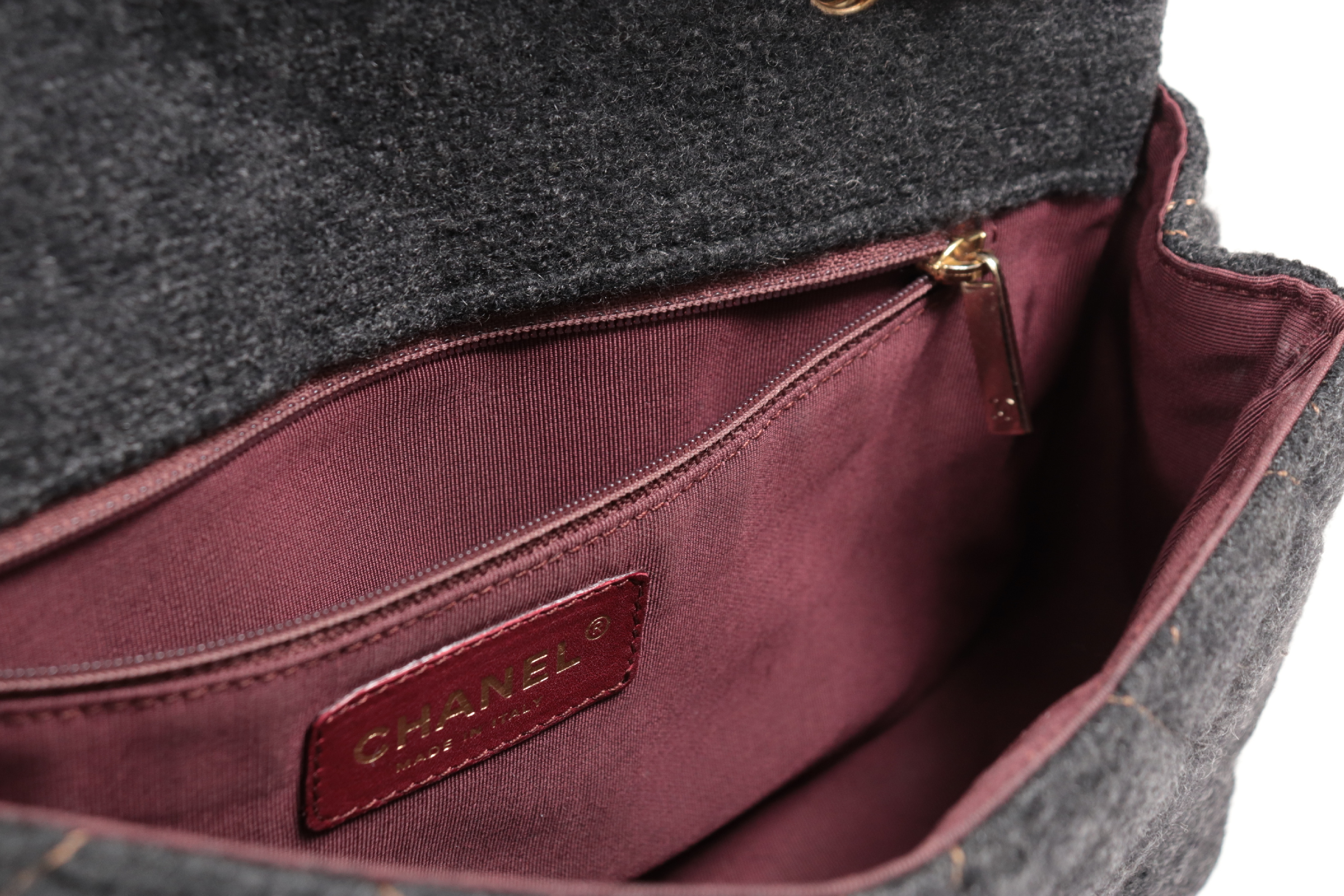 Turnlock Wool Chain Shoulder Bag, Gray, Series 10 (Shoulder Bag) — view 9