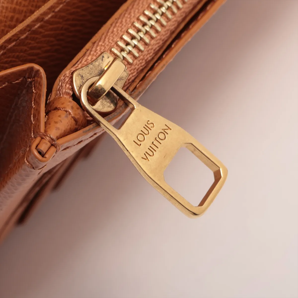 Monogram Heritage Portefeuille Brother M15156 Off-White Long Wallet RFID Reactive — view 8