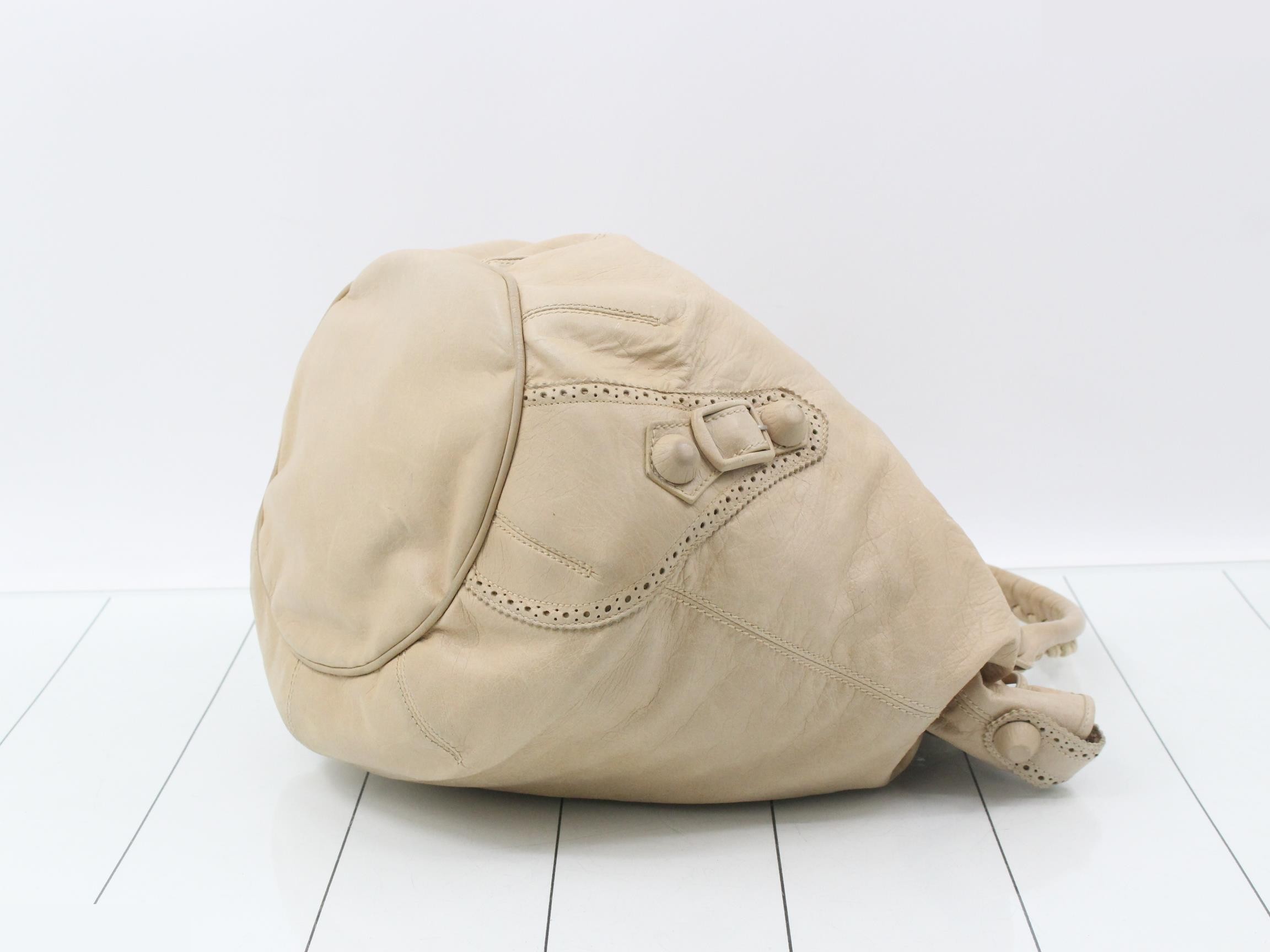 Classic (Bag) - Handbag — view 6