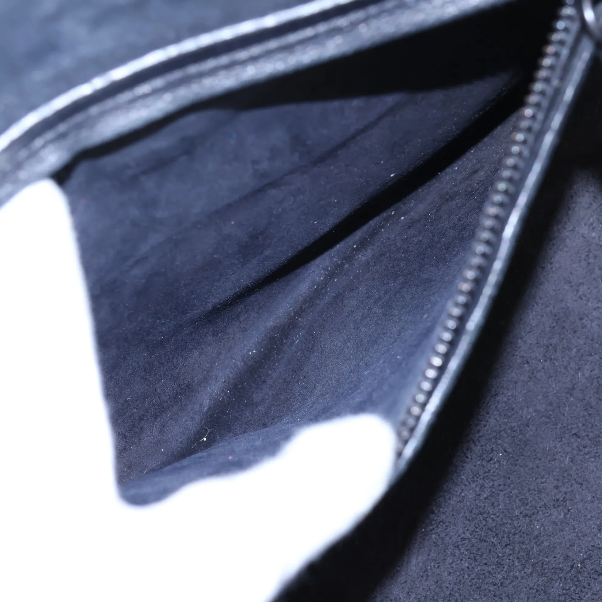 Luggage Phantom Leather Handbag, Black — view 8