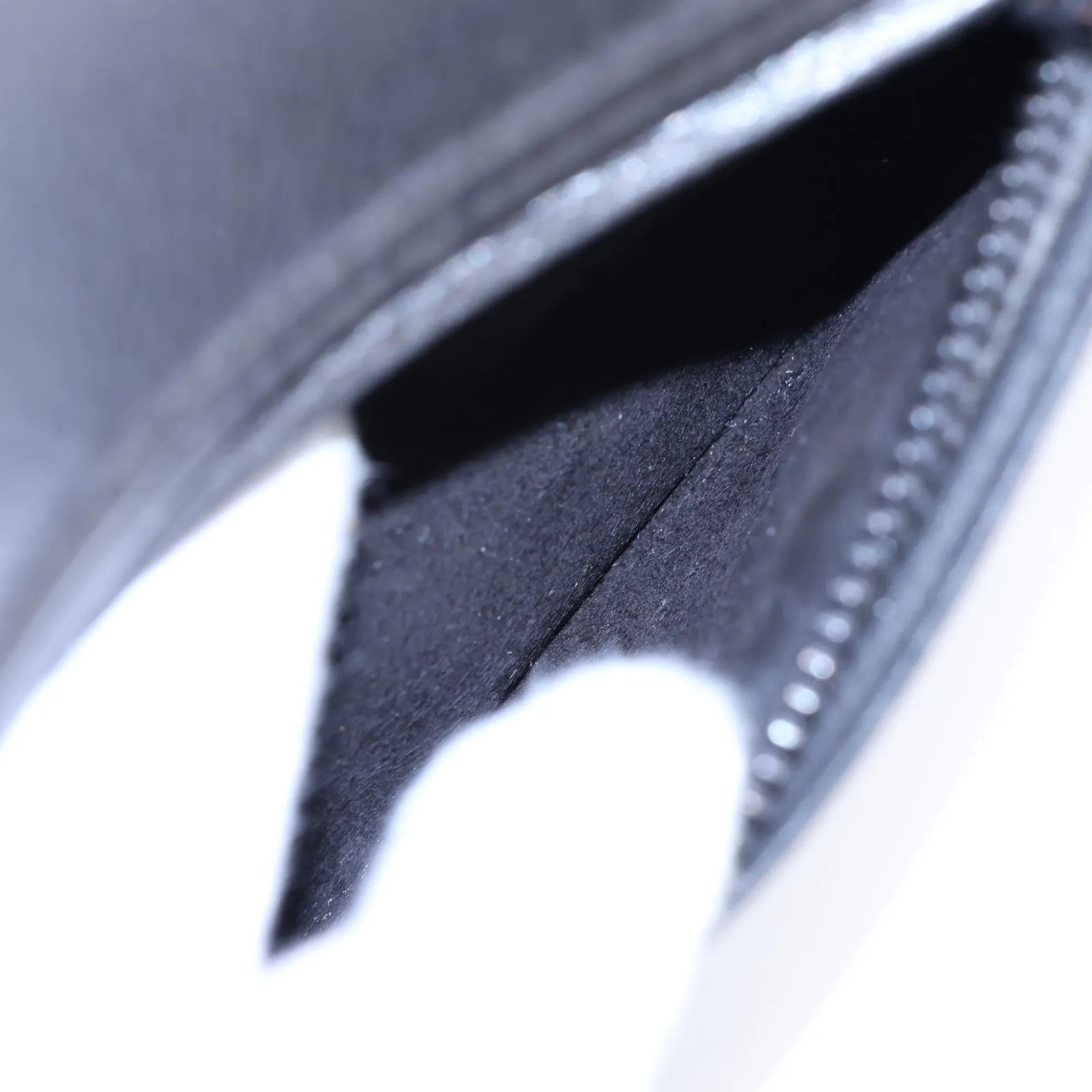 Luggage Phantom Leather Handbag, Black — view 9