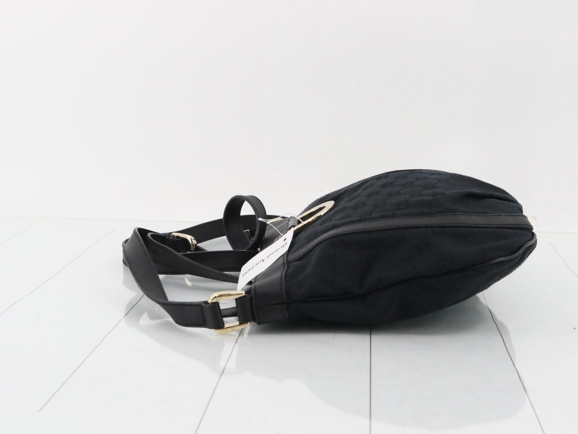 GG Canvas (Bag) - Shoulder Bag — view 4