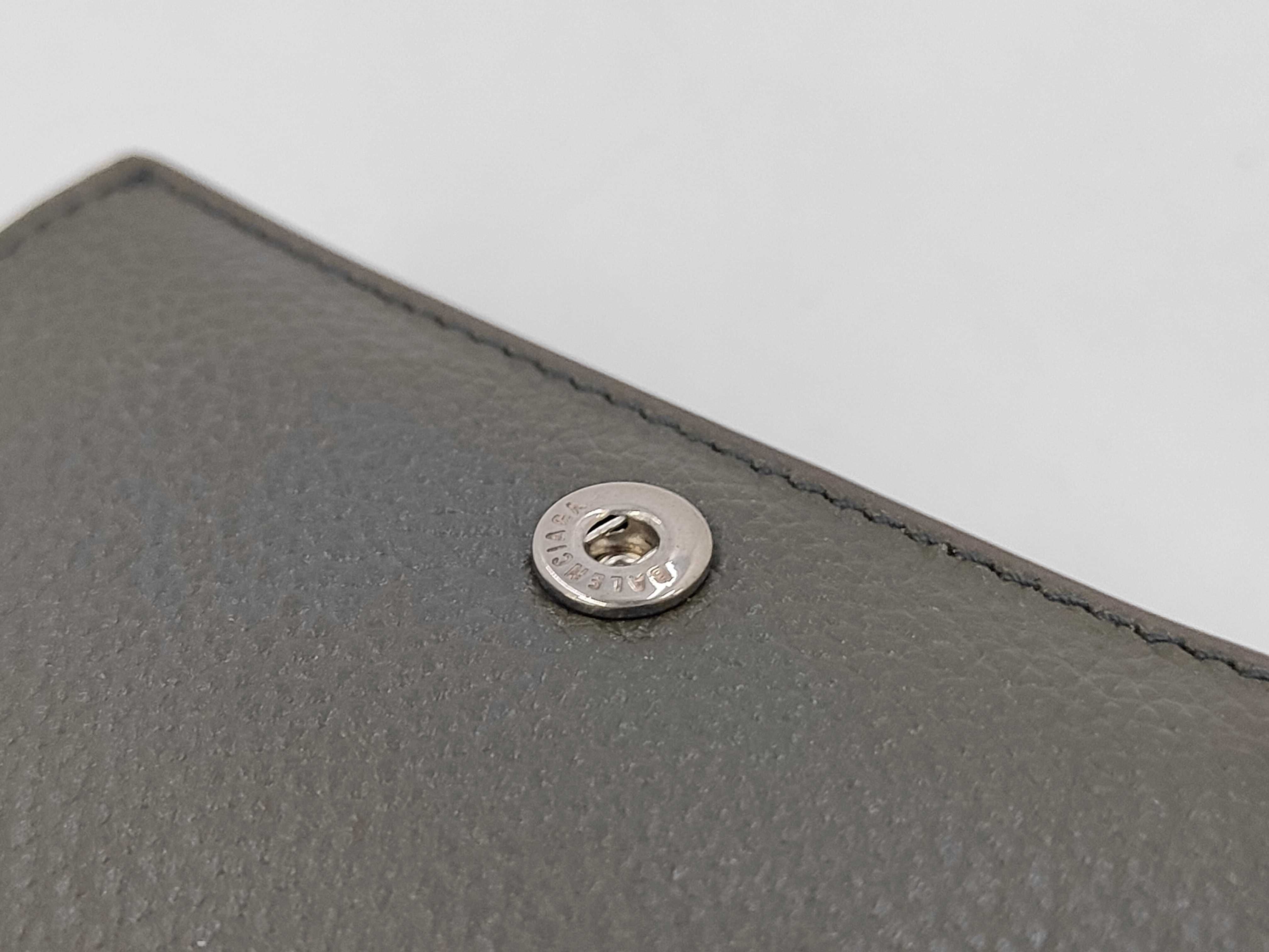 Paper Mini Leather Compact Wallet, Khaki, 527545 (Wallet) — view 4