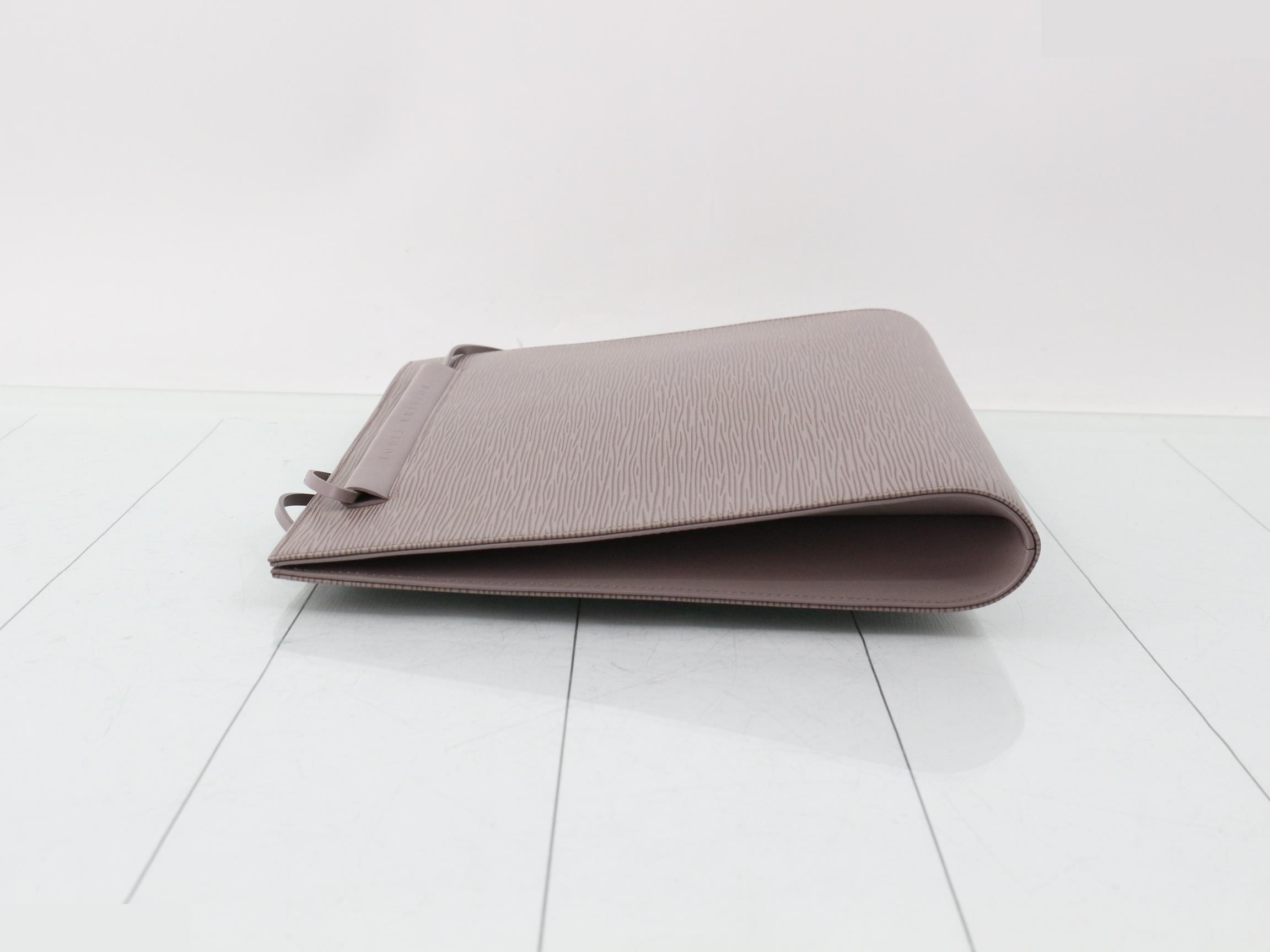 Epi Saint-Tropez Shoulder Bag — view 4