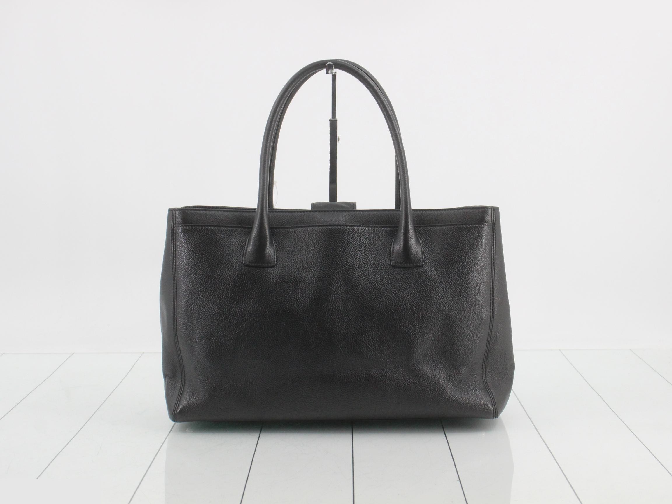 Executive tote bag with pouch and strap. — view 2