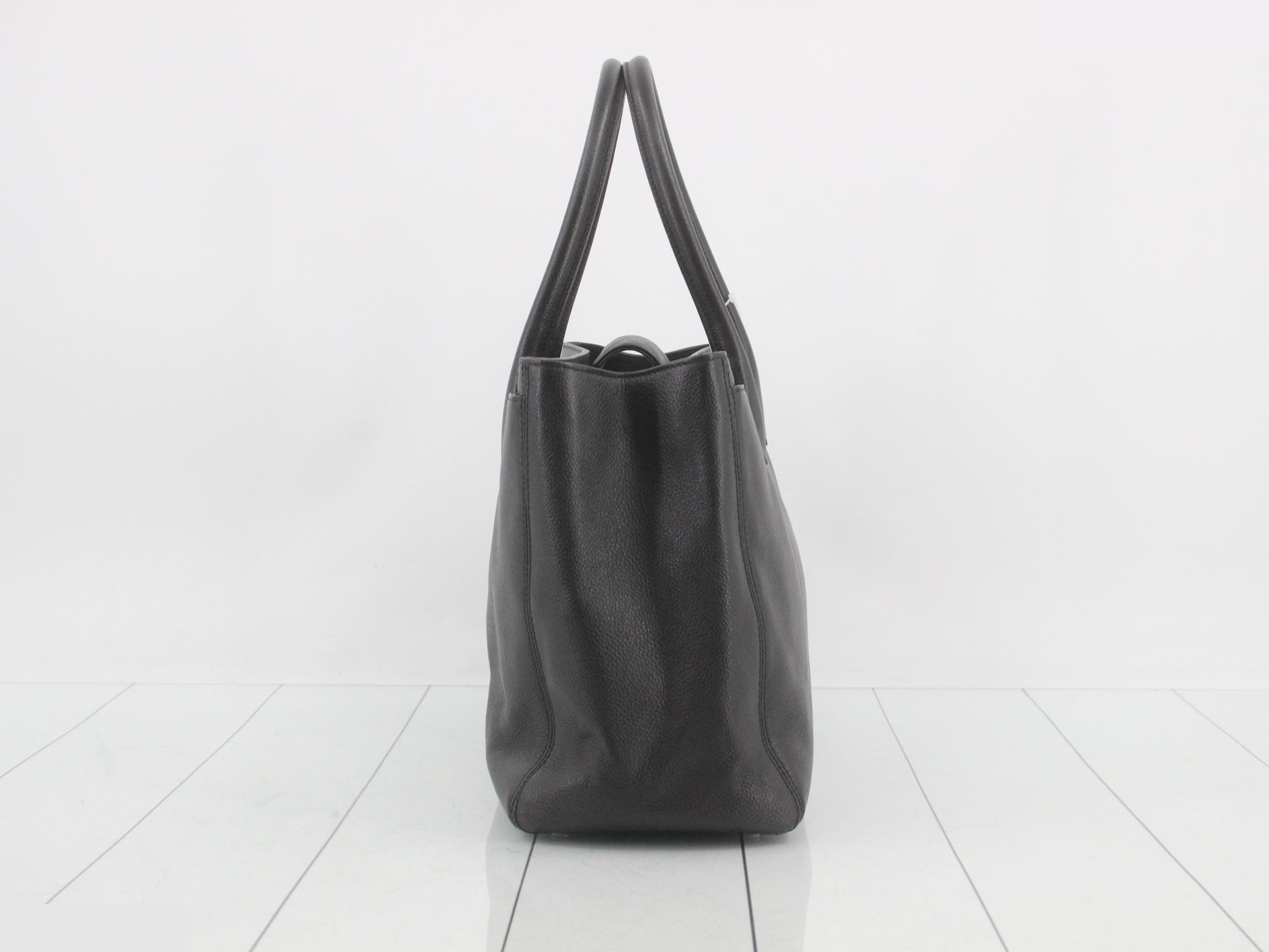 Executive tote bag with pouch and strap. — view 4