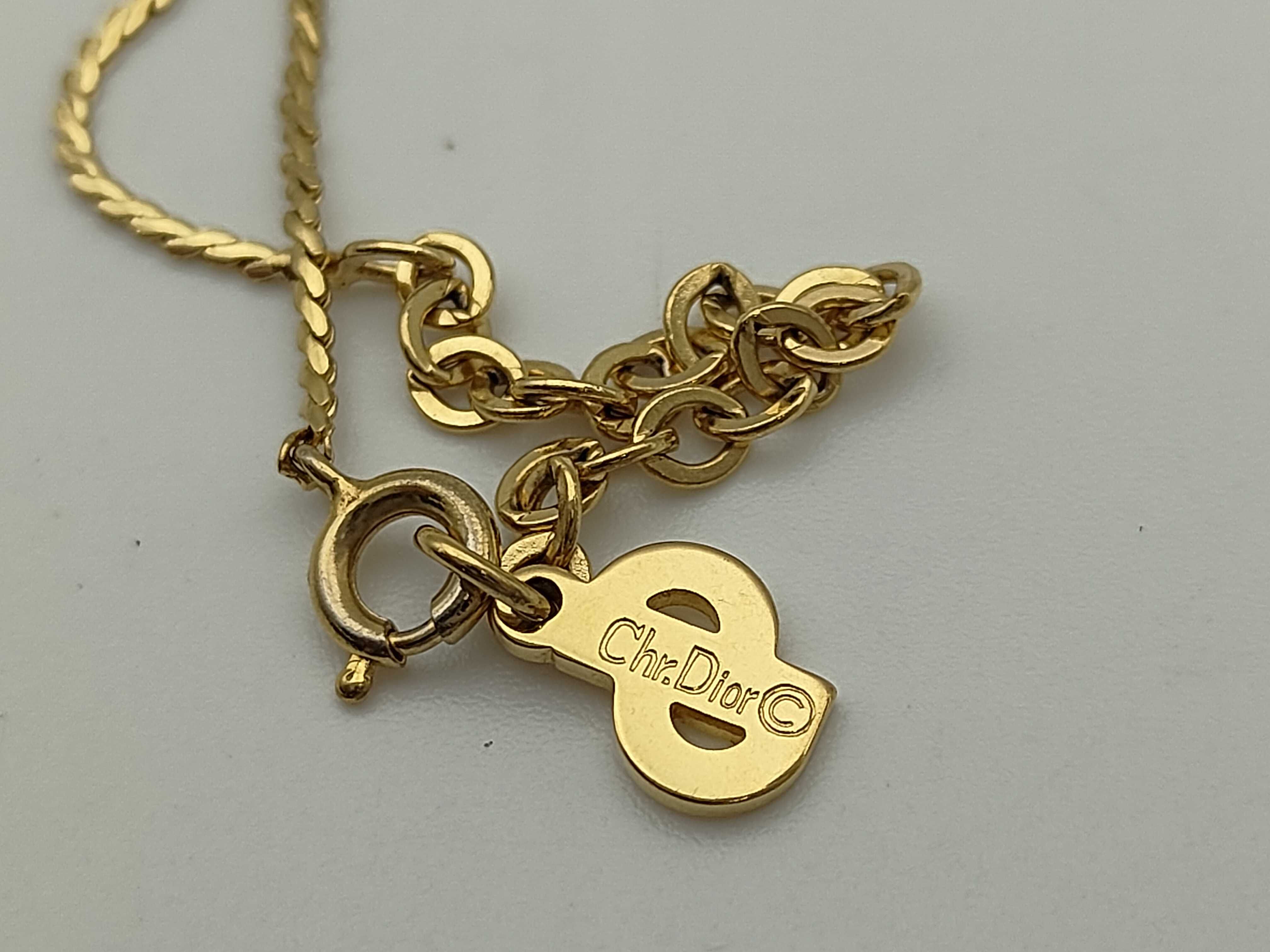 Christian Rhinestone Horseshoe Gold Necklace — view 4