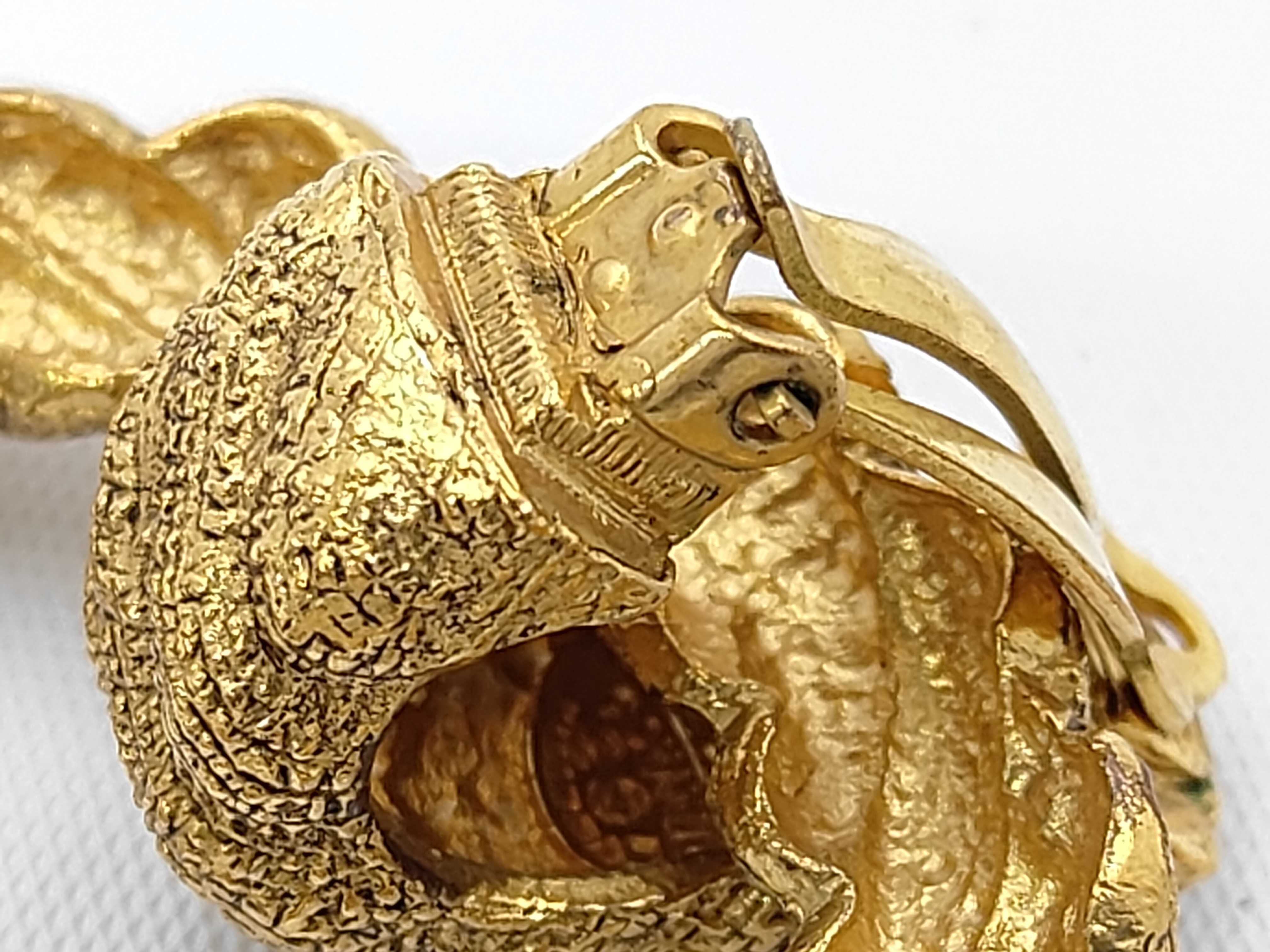hoop earring (single earring) — view 7