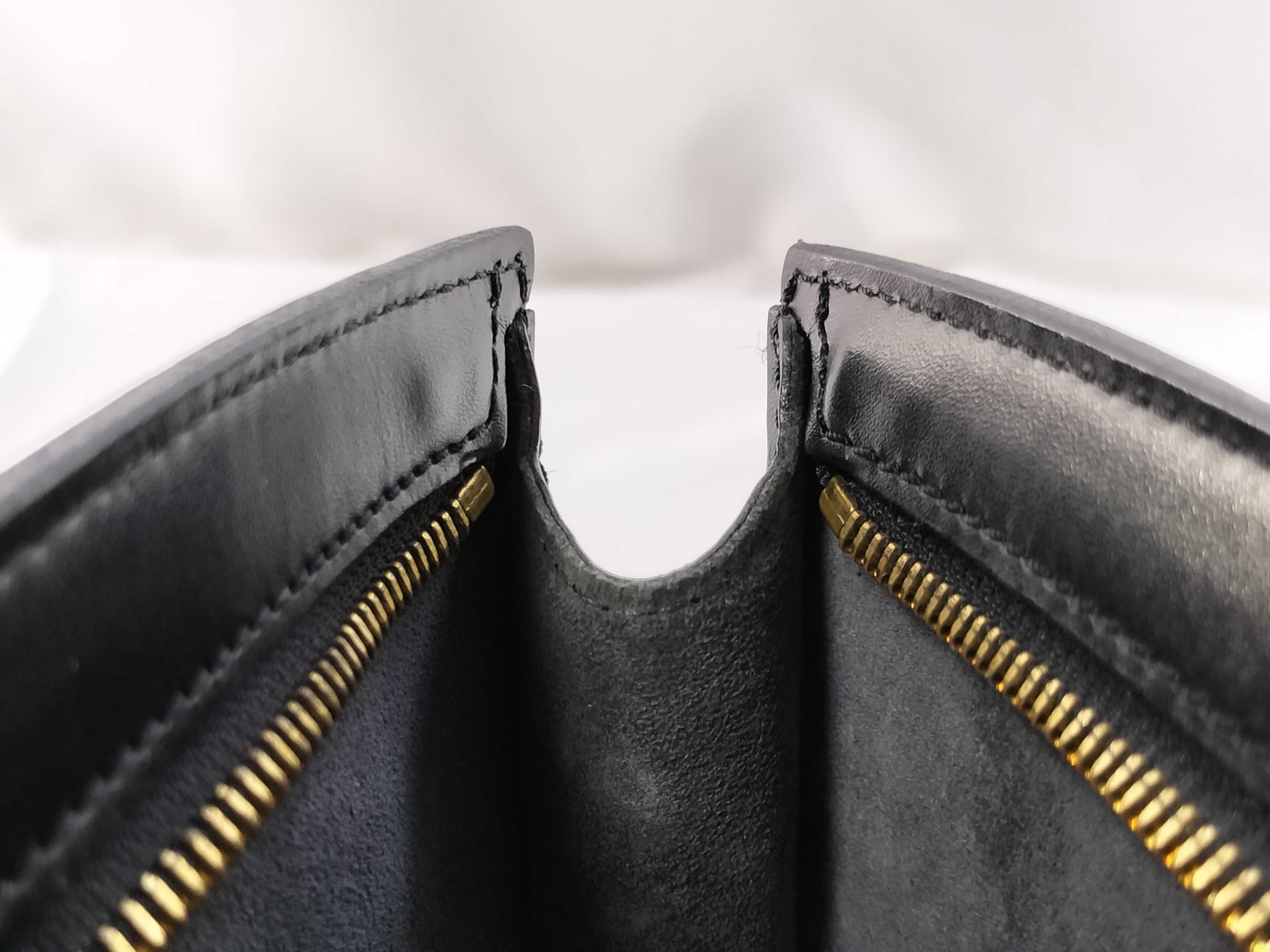 Epi M52262 Handbag — view 13