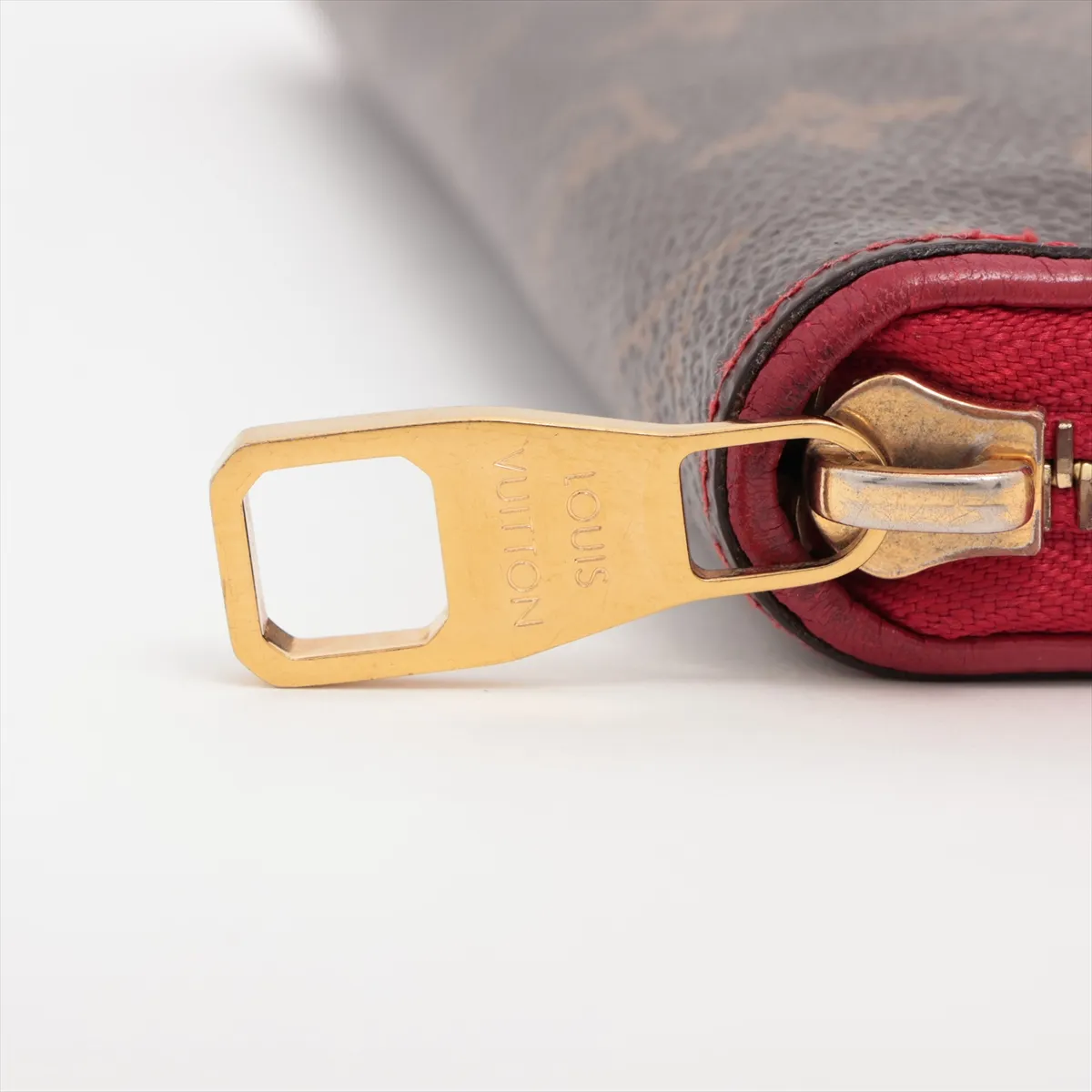Monogram Zippy Wallet Retiro M61854 MI4128 Cerise Round Zip Wallet — view 14