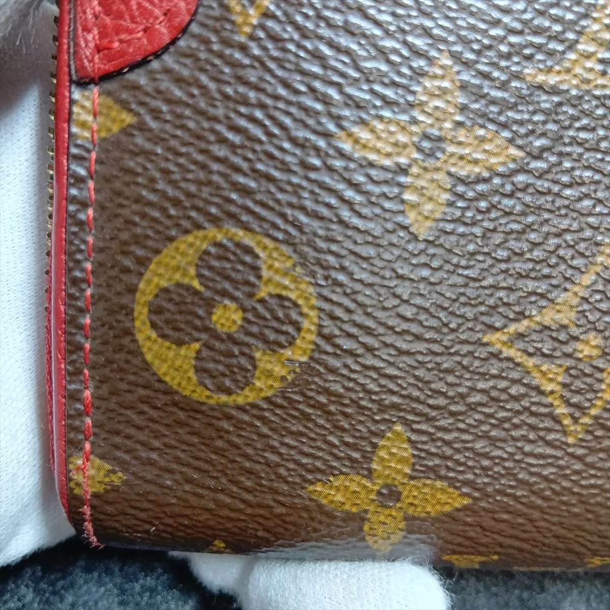 Monogram Zippy Wallet Retiro M61854 MI4128 Cerise Round Zip Wallet — view 15