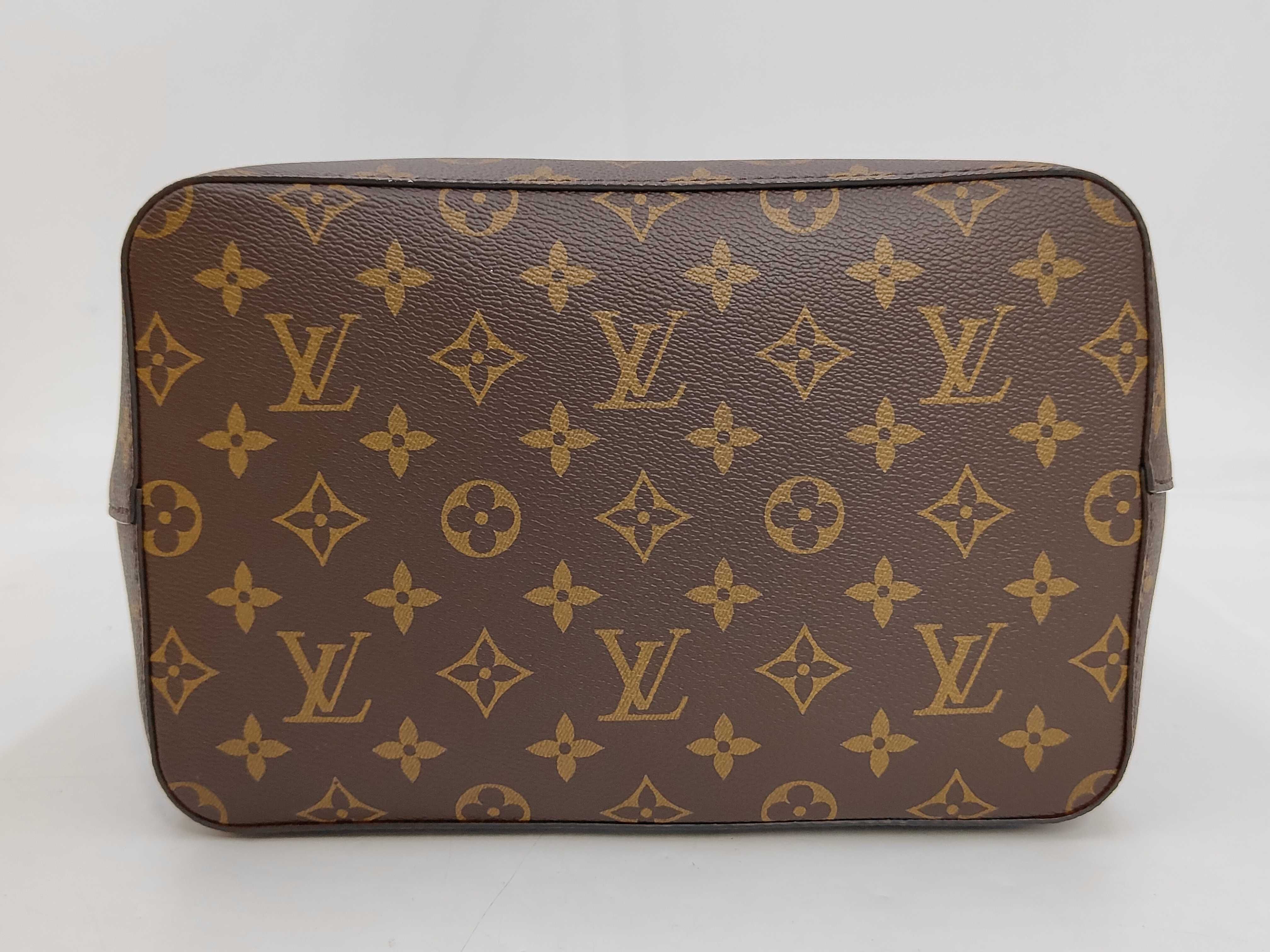 Monogram M44021 Neo Noe MM Shoulder Bag — view 6