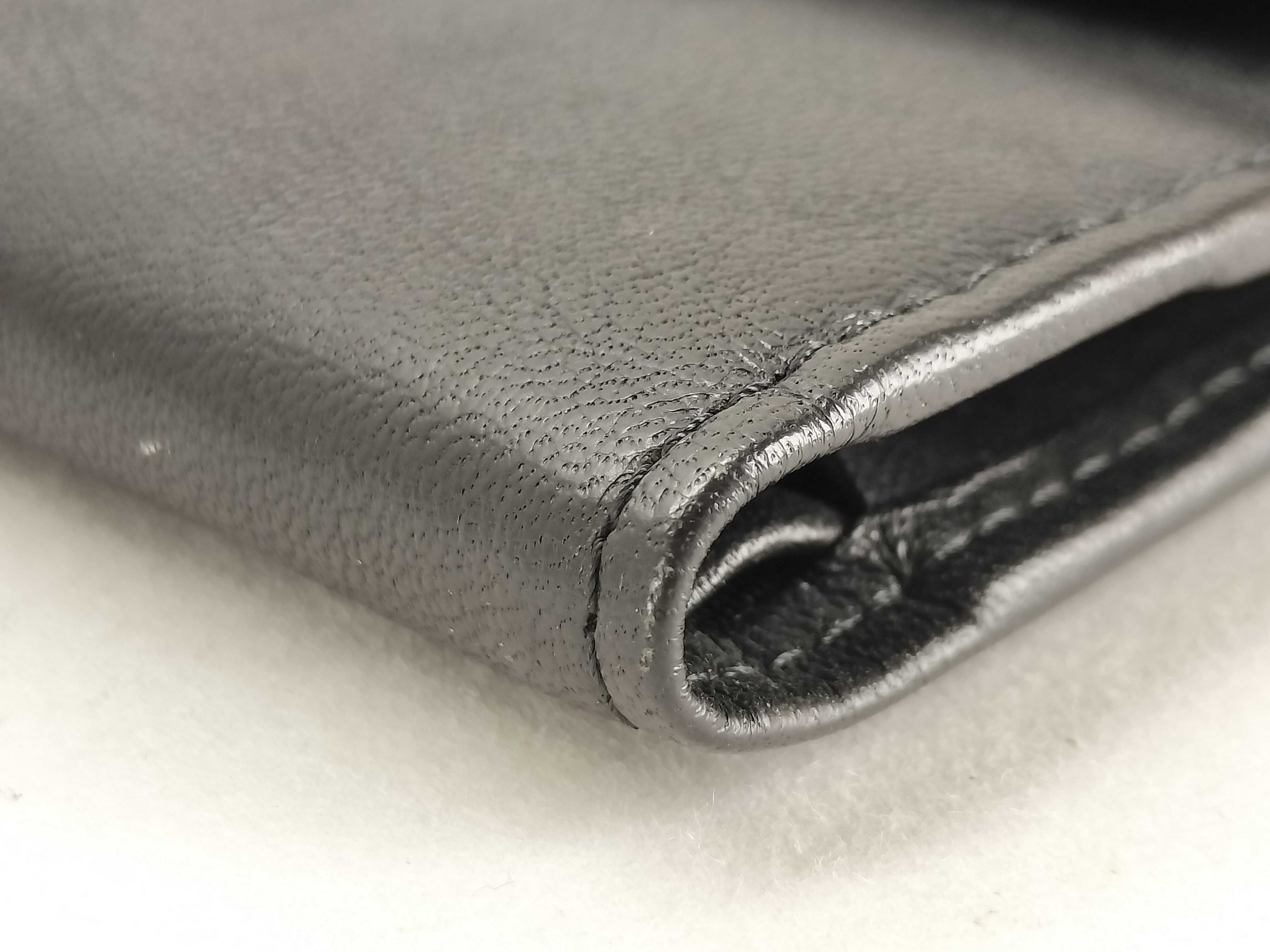 wallet — view 3