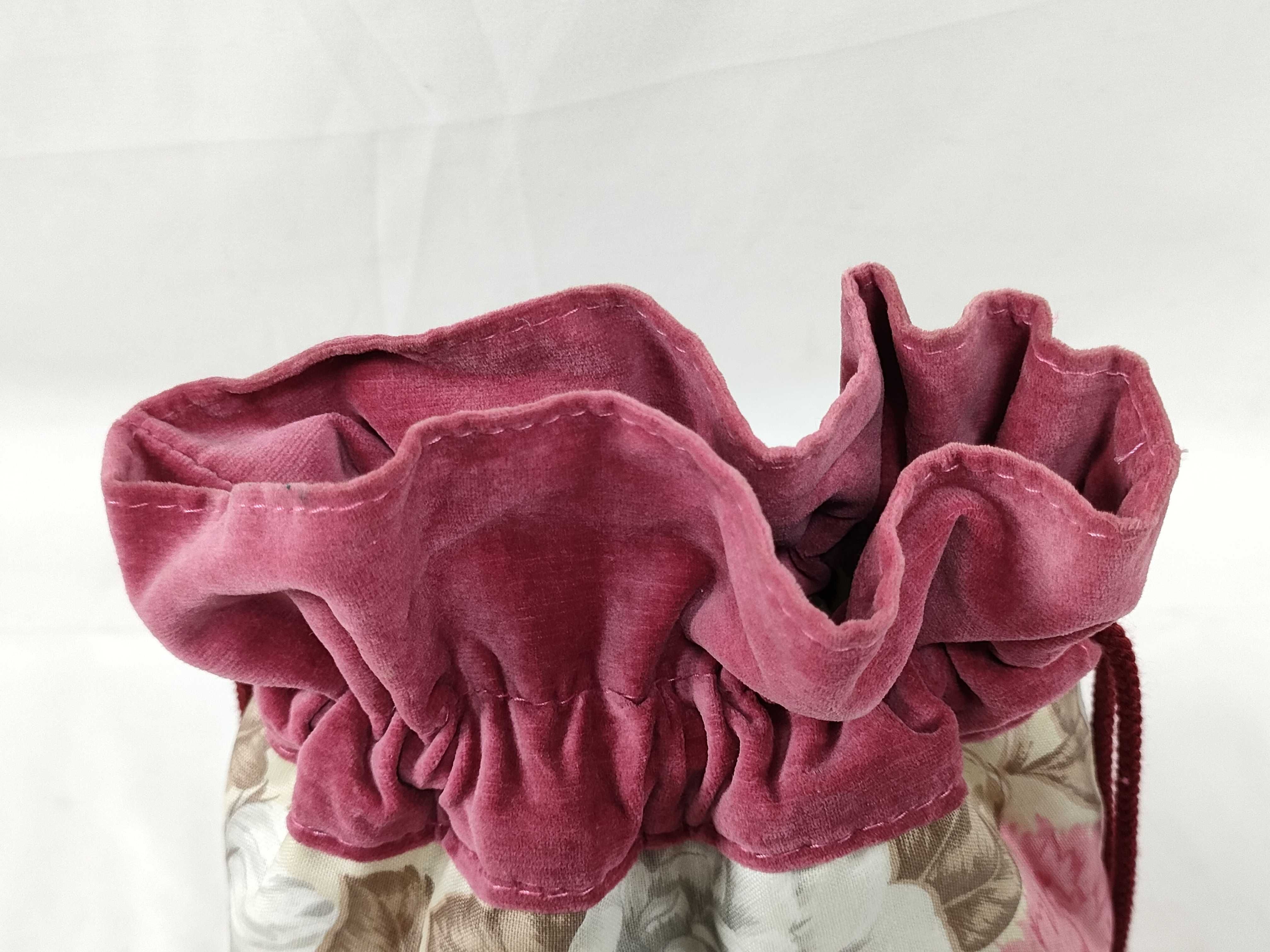 Velour Flower Motif Drawstring Bucket Pouch with Tag - Accessory Pouch — view 3