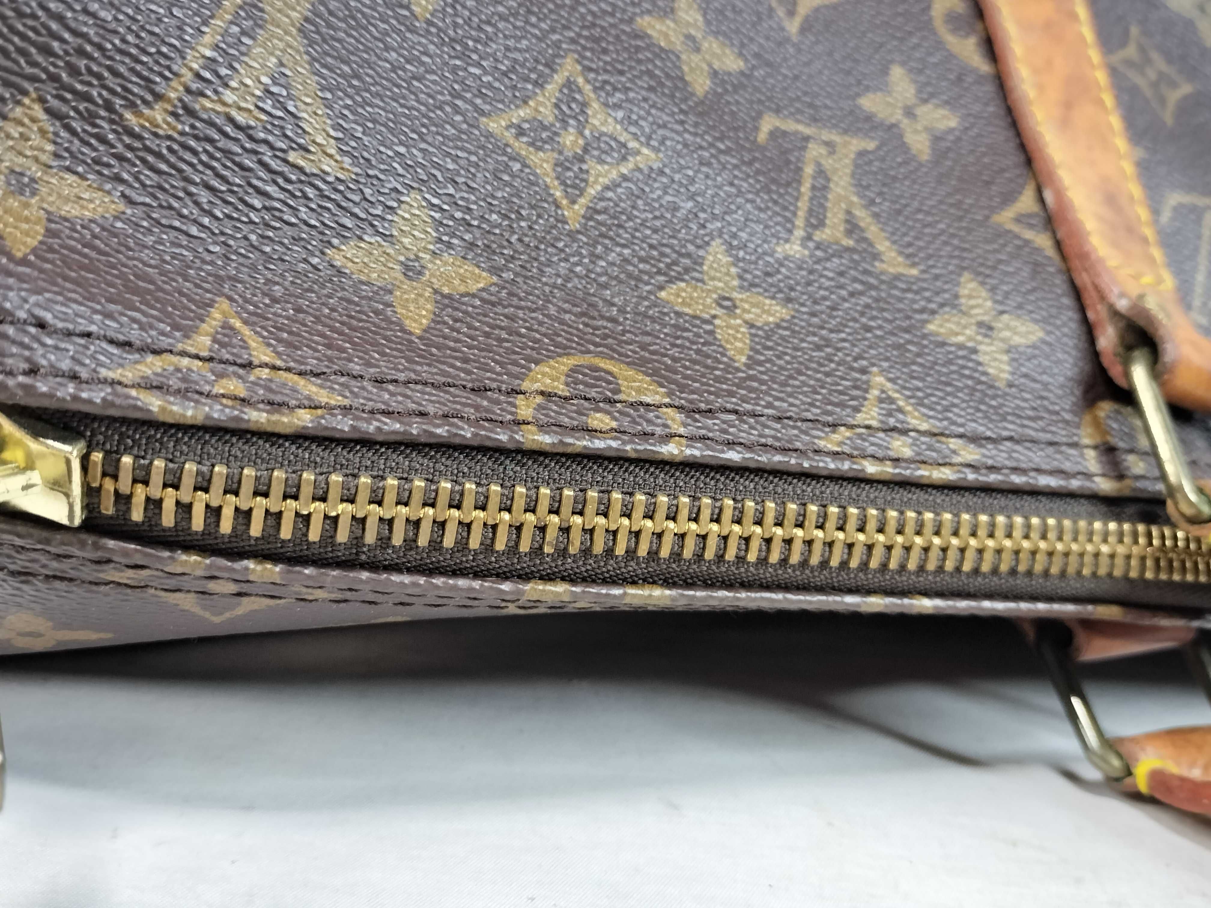 Monogram Vuitton VI8910 Boston Bag — view 6