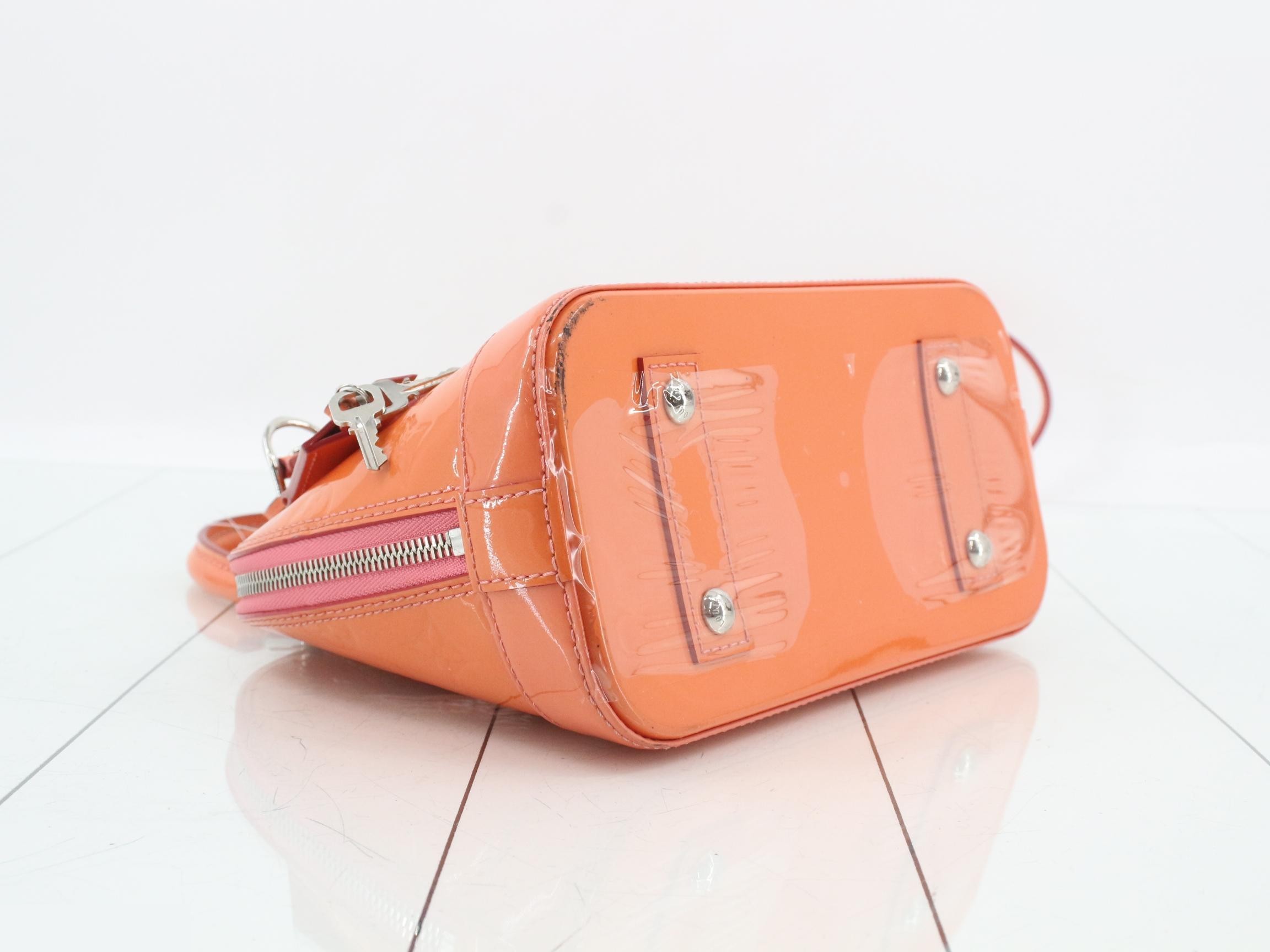 handbag — view 5