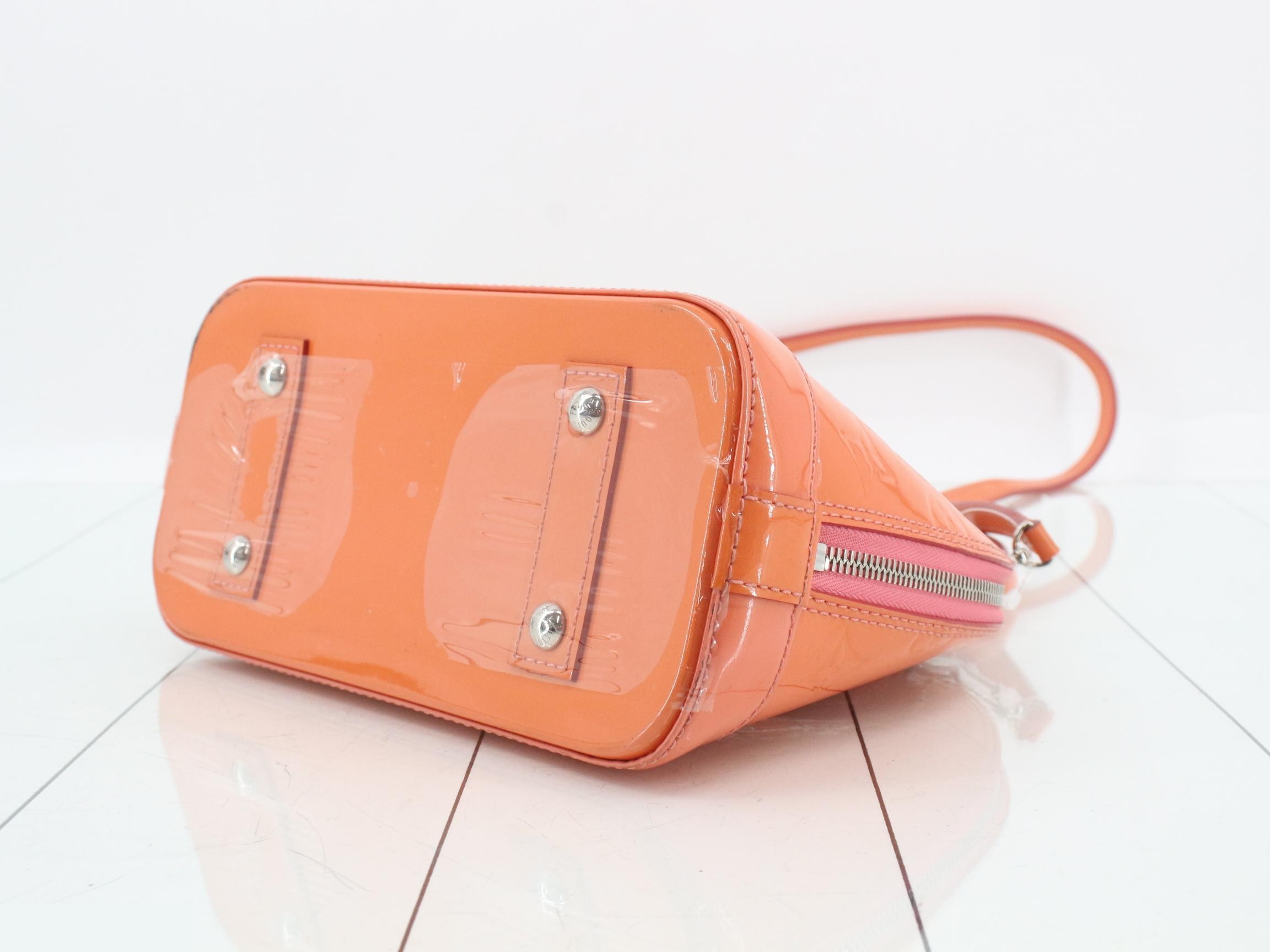 handbag — view 6