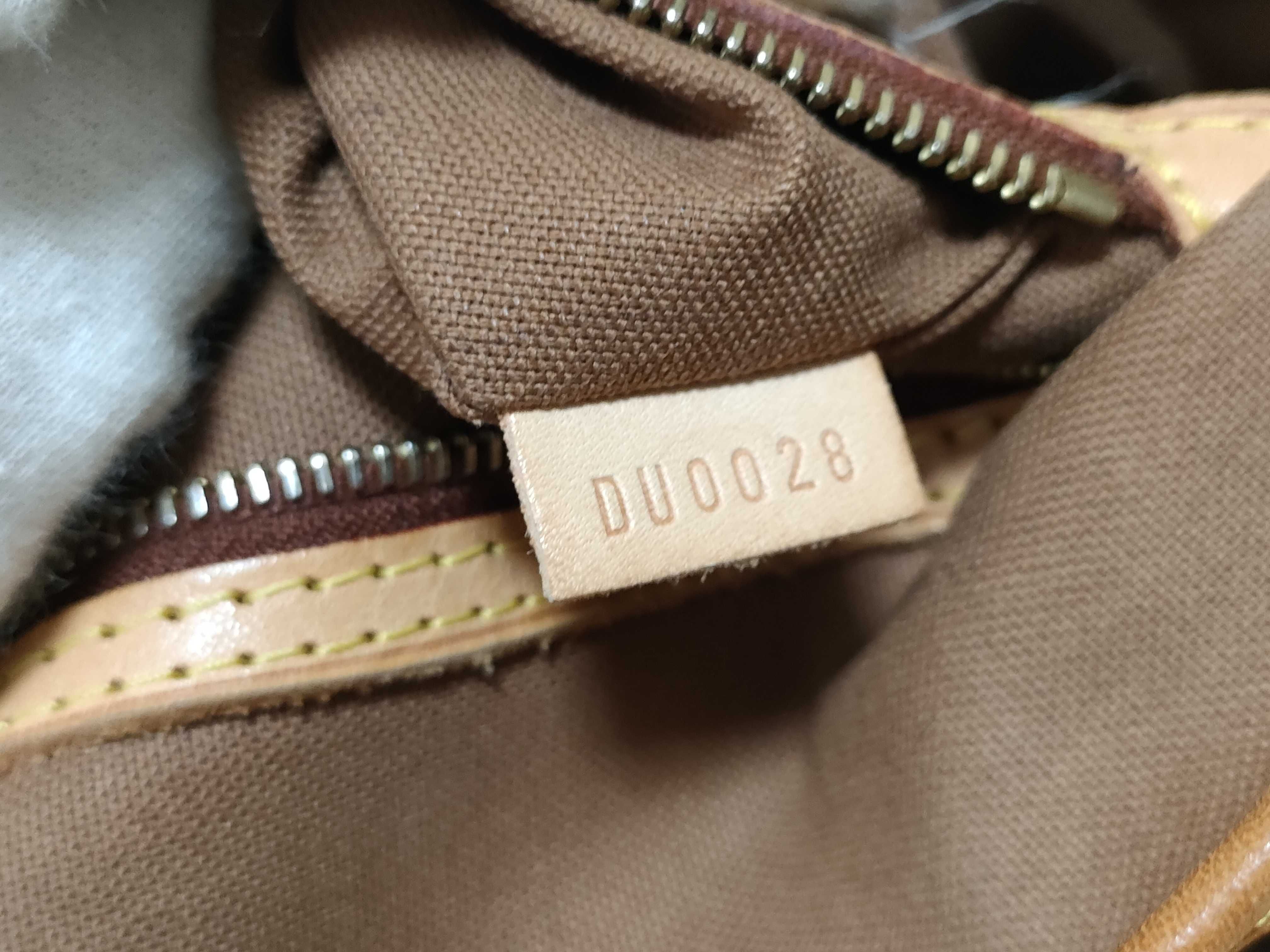 Monogram Batignolles Horizontal M51154 DU0028 Brown Shoulder Bag — view 13