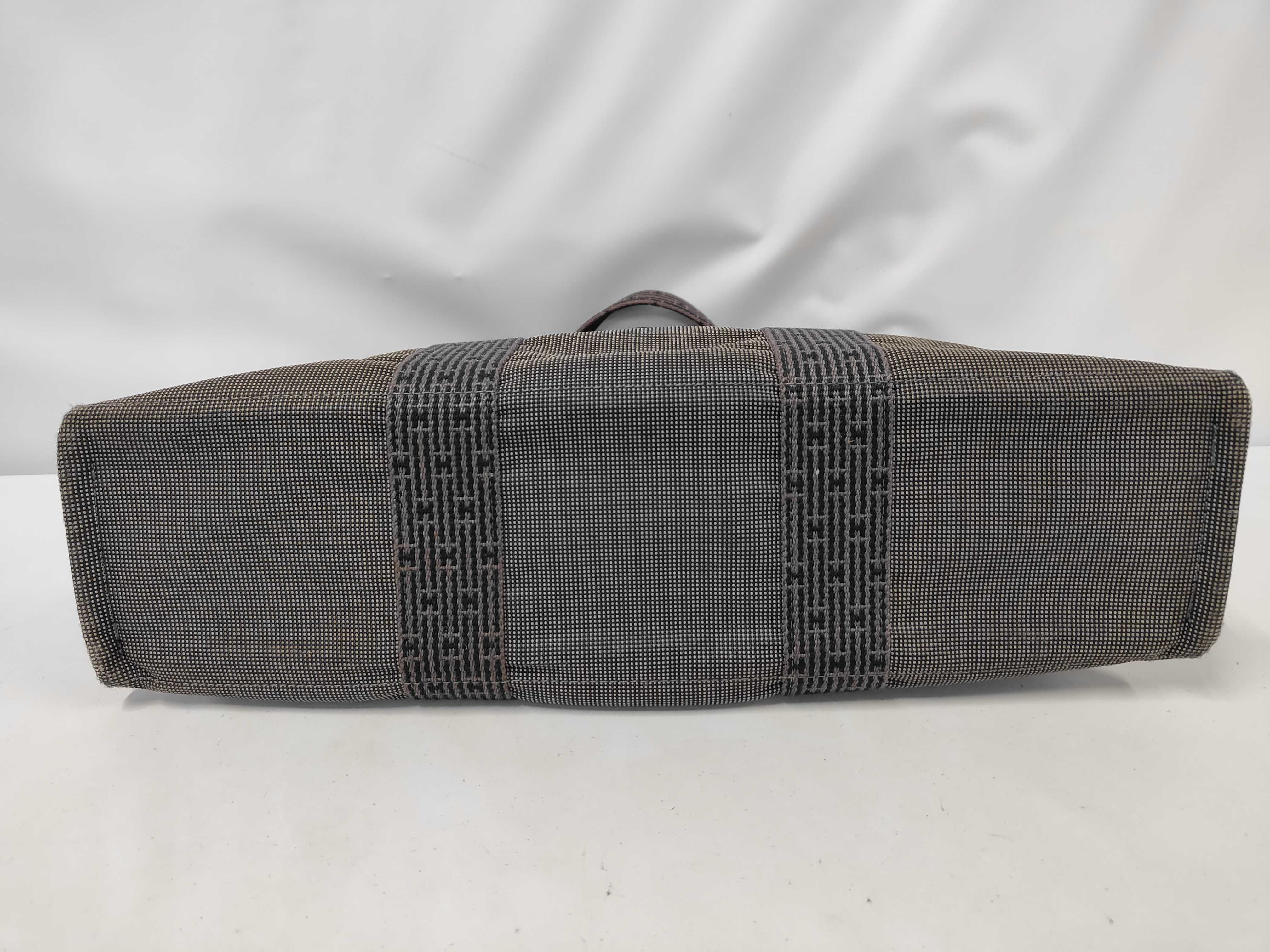 Herline Tote MM Gray Tote Bag — view 3
